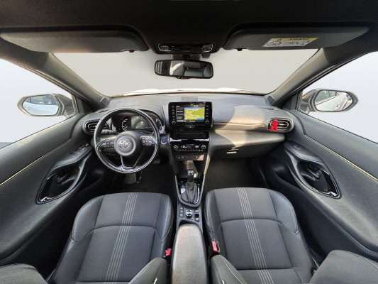TOYOTA Yaris Cr. 1.5 Adve. AWD A-image-5