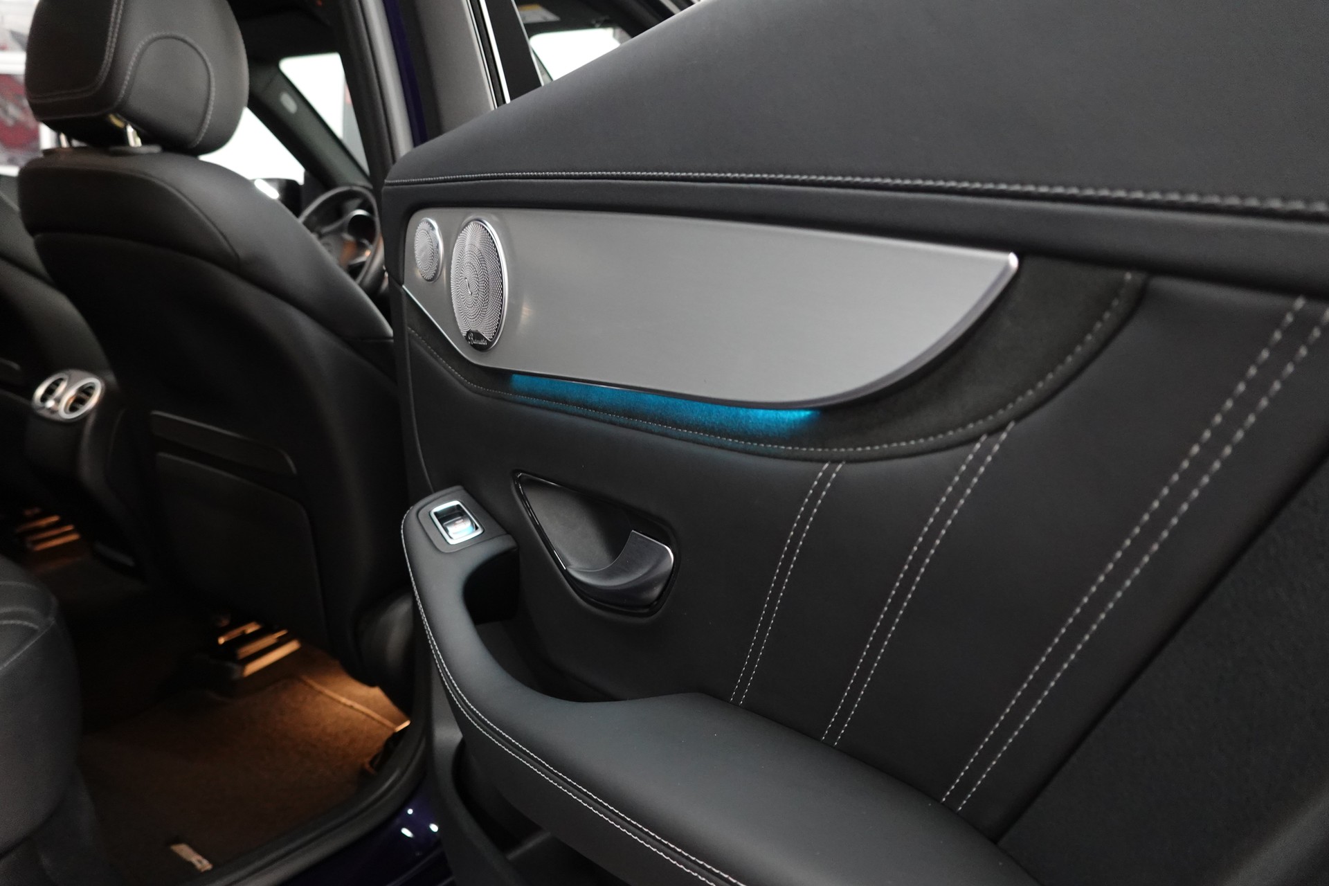 MERCEDES-BENZ GLC 63 S AMG 4Matic+ 9G-TRONIC CH-FZ FULL ON TOP BLAU MET.-image-39