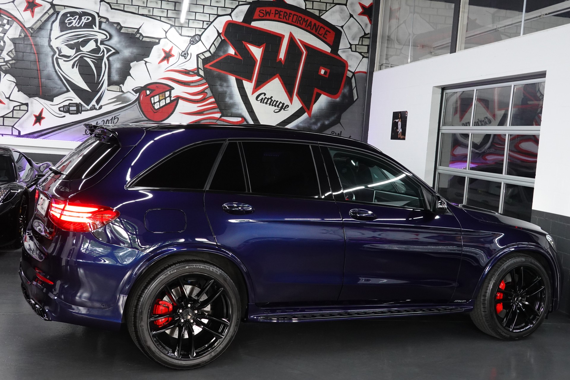 MERCEDES-BENZ GLC 63 S AMG 4Matic+ 9G-TRONIC CH-FZ FULL ON TOP BLAU MET.-image-25