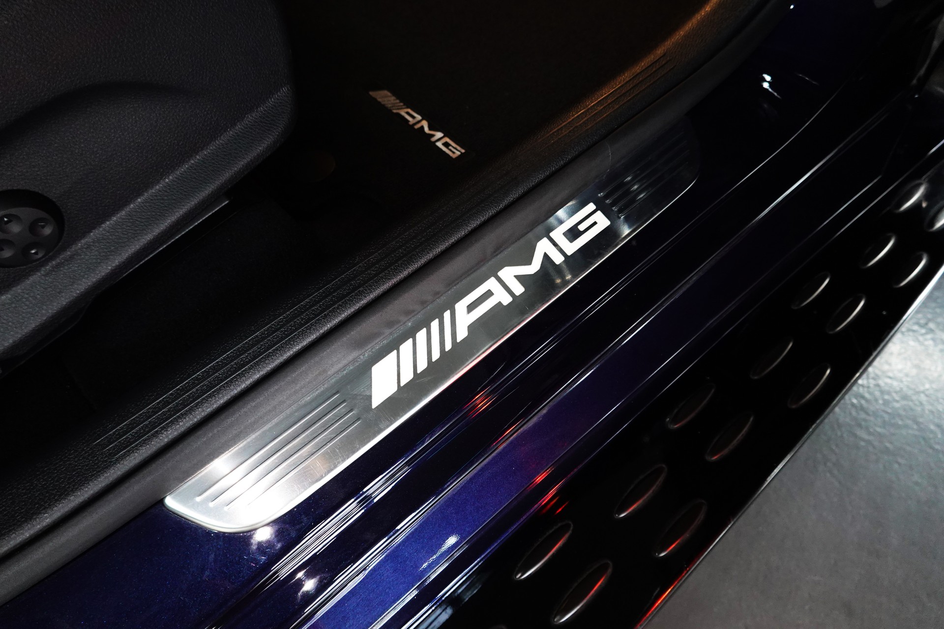 MERCEDES-BENZ GLC 63 S AMG 4Matic+ 9G-TRONIC CH-FZ FULL ON TOP BLAU MET.-image-47