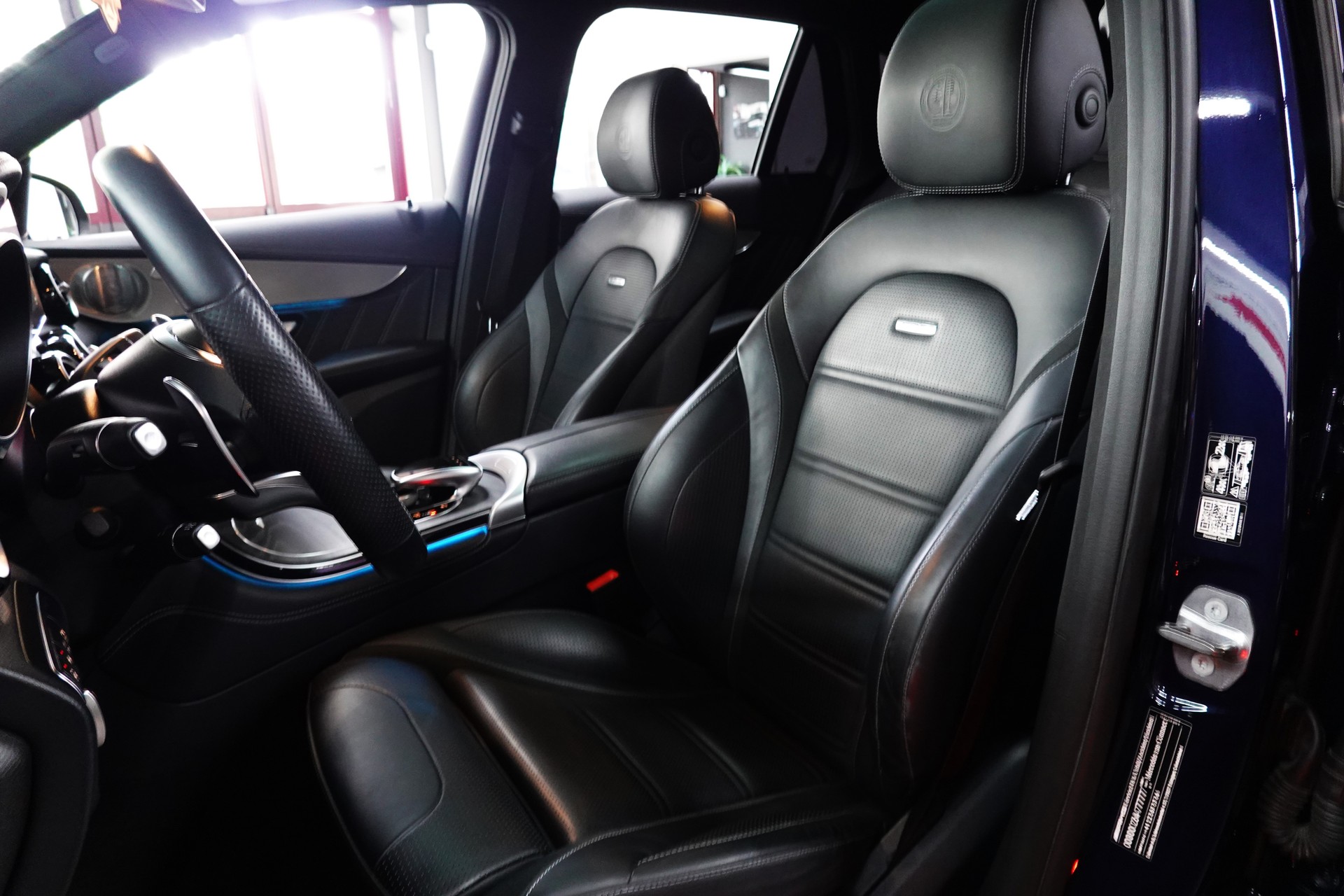 MERCEDES-BENZ GLC 63 S AMG 4Matic+ 9G-TRONIC CH-FZ FULL ON TOP BLAU MET.-image-32