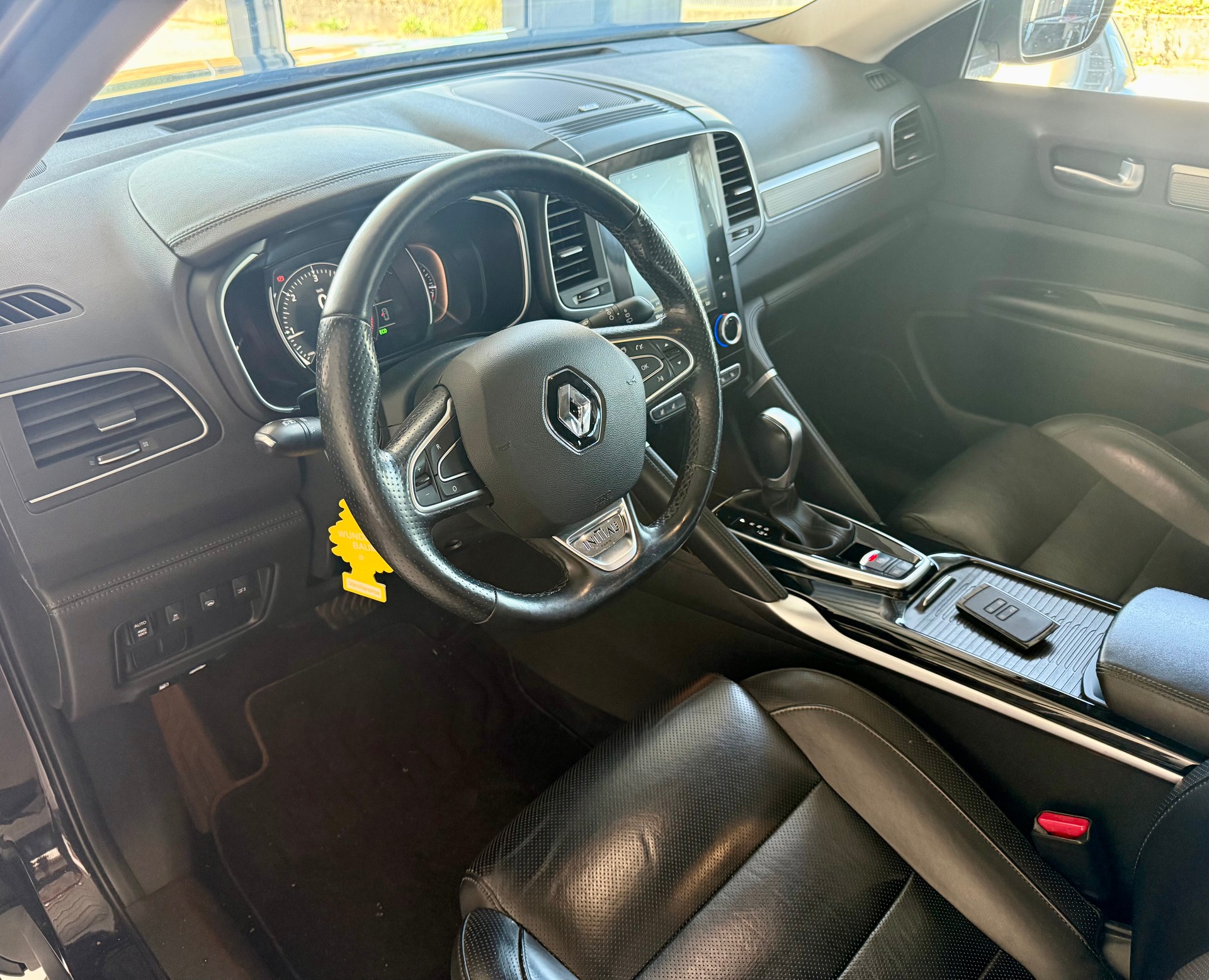RENAULT Koleos 2.0 dCi Initiale Paris 4x4 Xtronic CVT-image-10