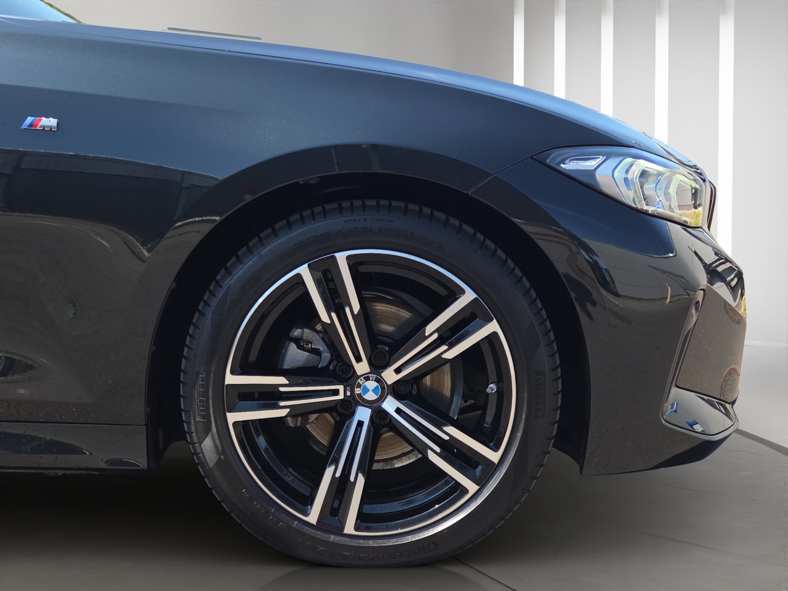 BMW 320d xDrive 48V Steptronic M Sport-image-5