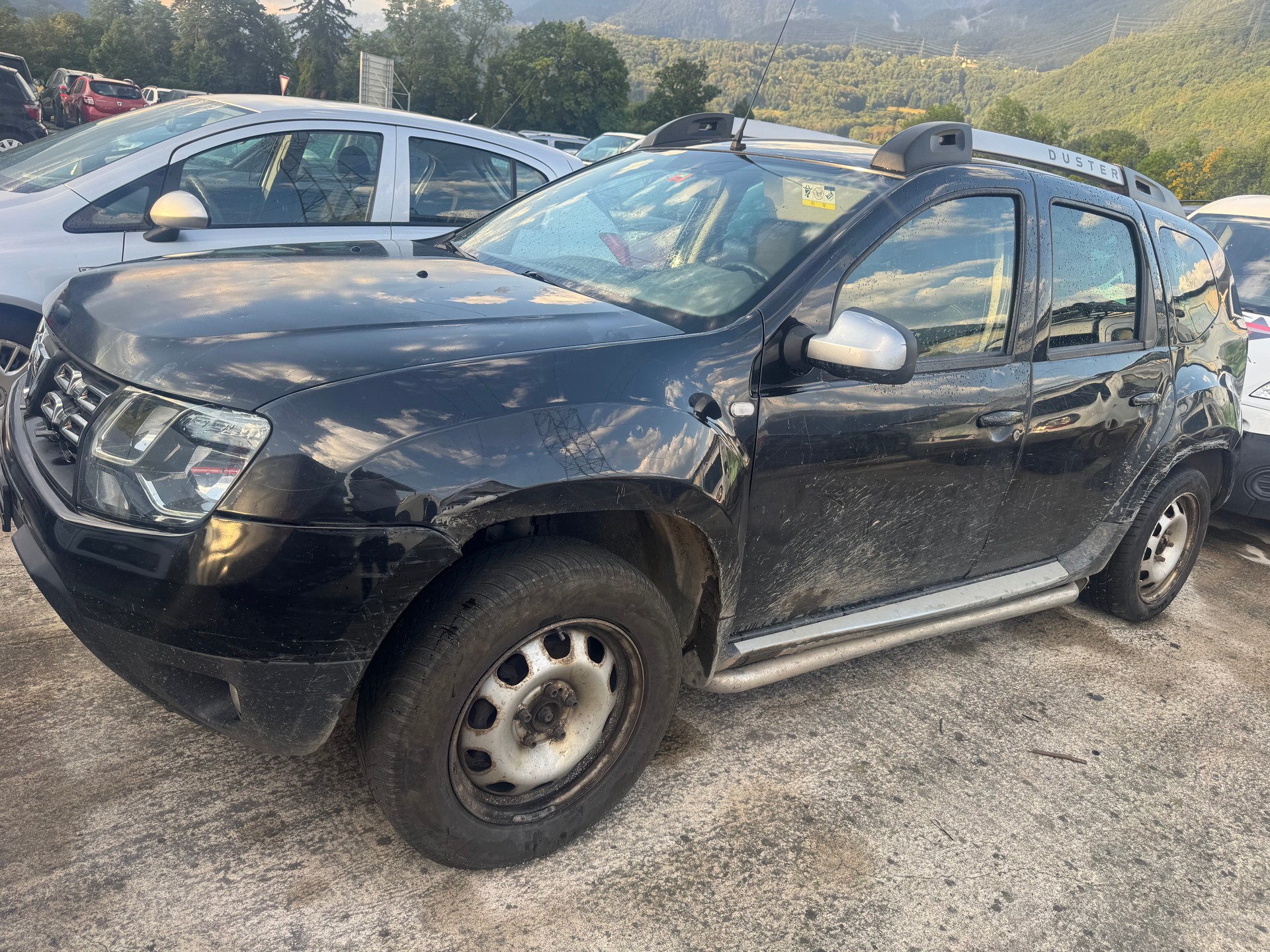 DACIA Duster 1.5 dCi Celebration 4x4-image-0