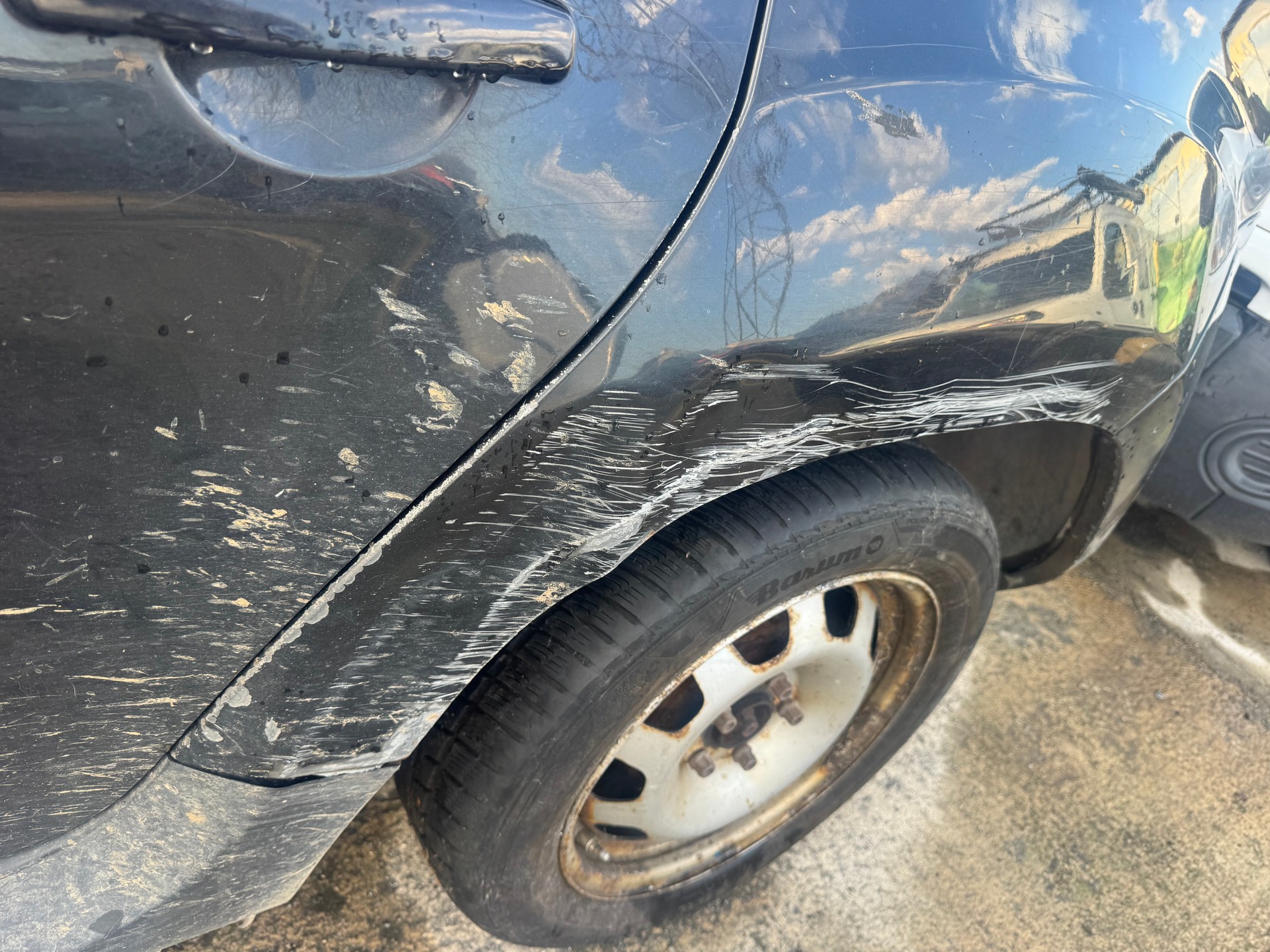 DACIA Duster 1.5 dCi Celebration 4x4-image-3