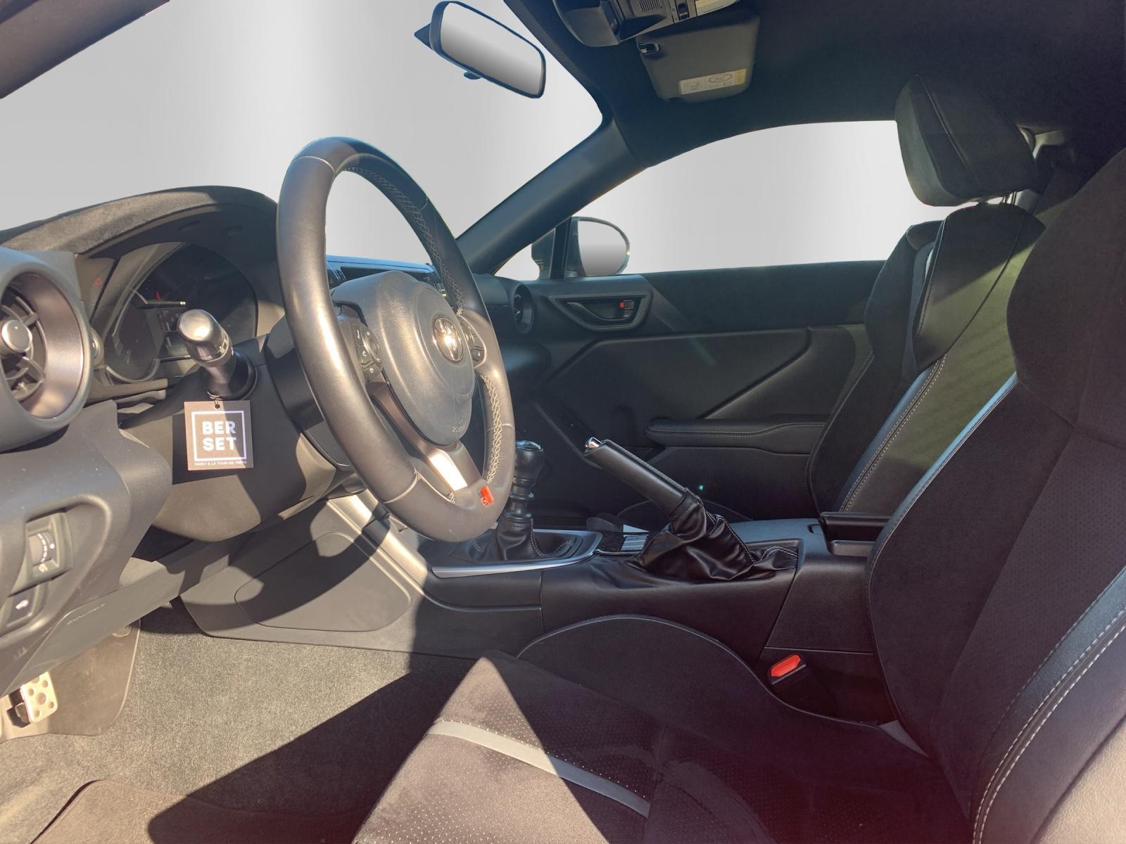 TOYOTA GR86 2.4 Sport+-image-8