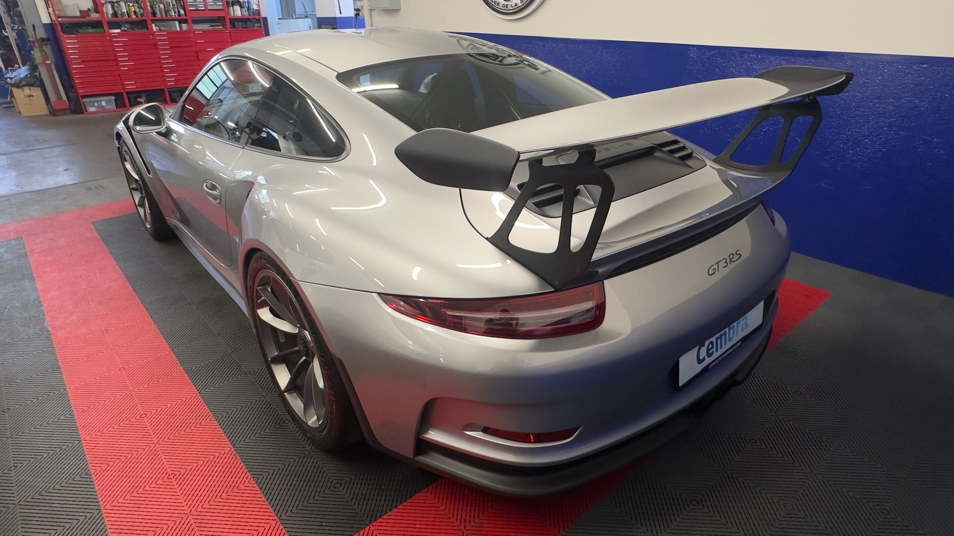 PORSCHE GT3 RS 991-image-5