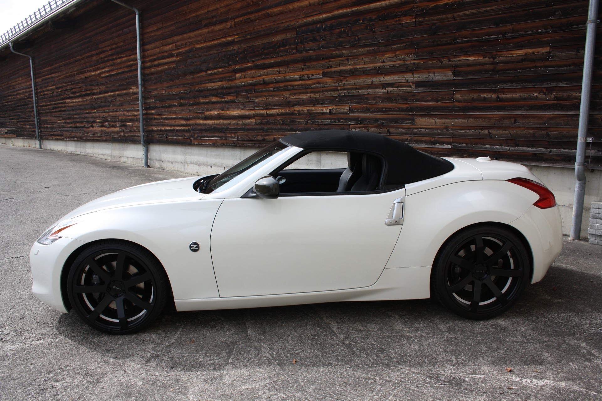 NISSAN 370 Z Roadster Pack Automatic-image-2