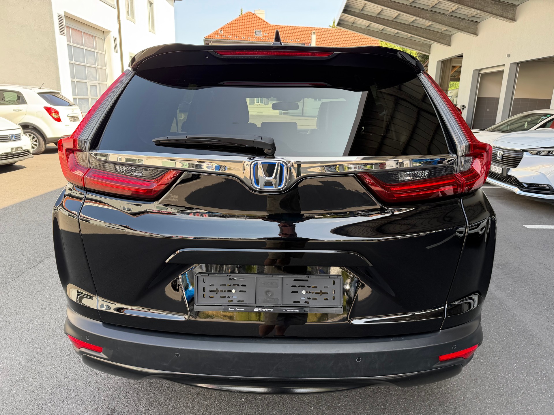 HONDA CR-V 2.0i MMD Hybrid Sport Line 4WD Automatic-image-9