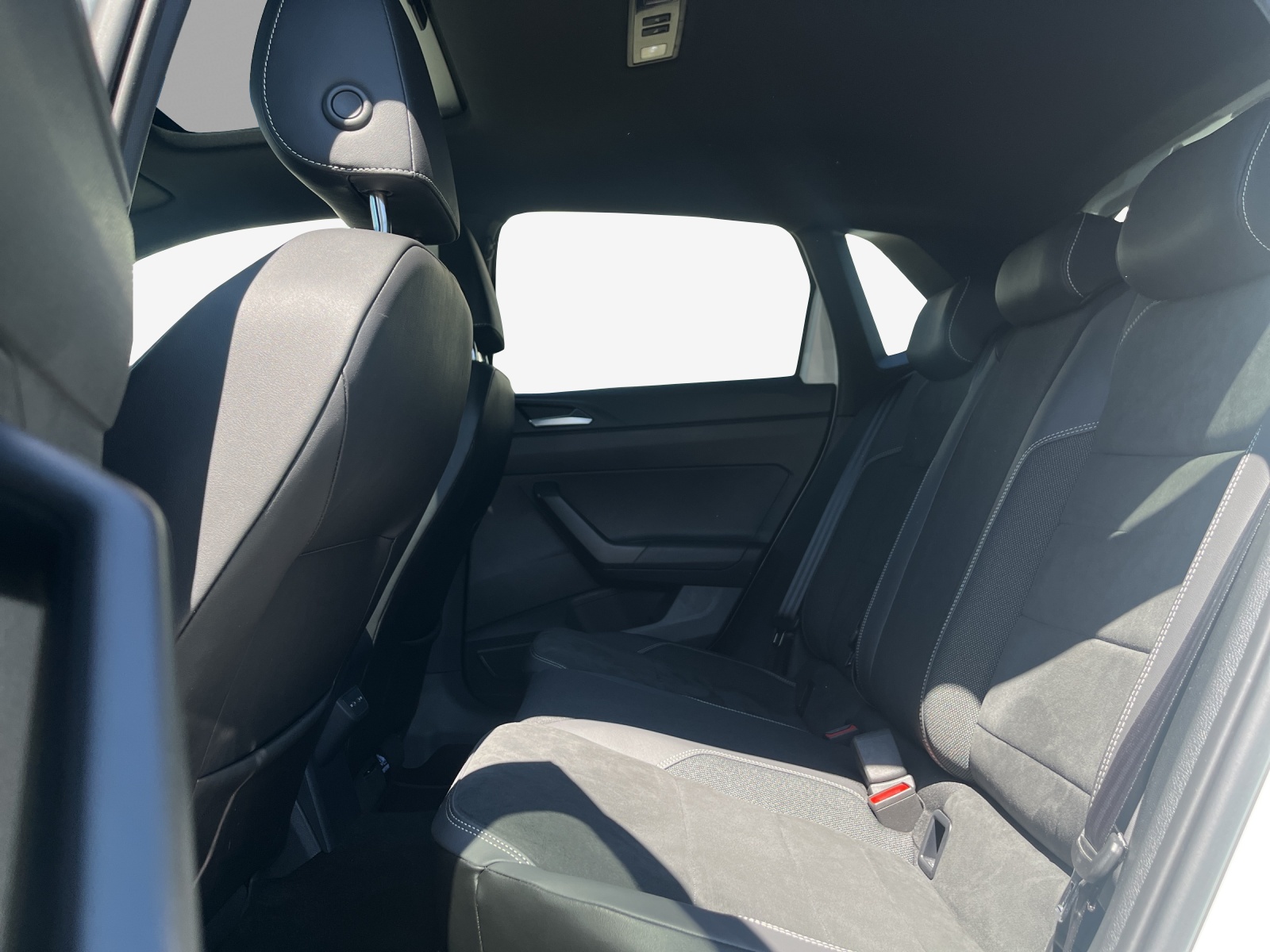 VW Polo 2.0 TSI GTI DSG-image-11