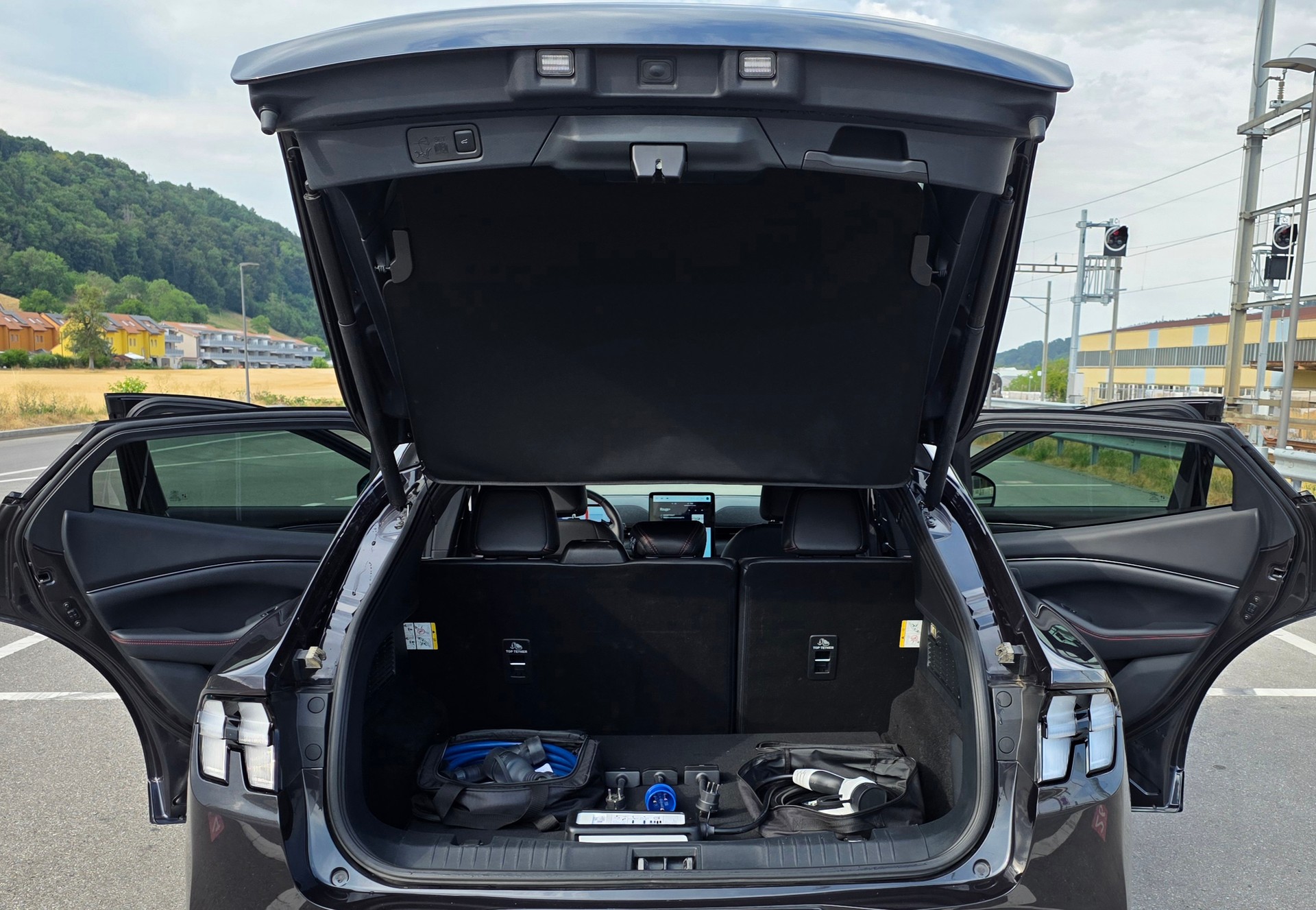 FORD Mustang MACH-E AWD 72.6 kWh. Certificat batterie SOH-image-12
