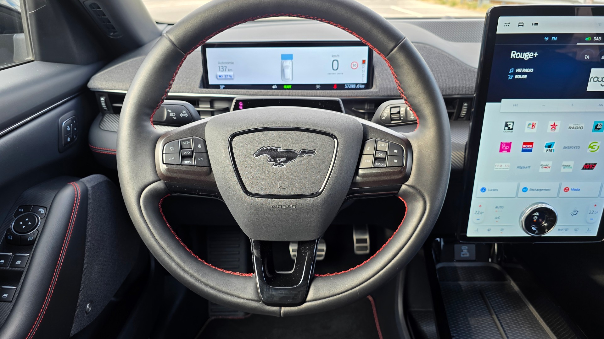 FORD Mustang MACH-E AWD 72.6 kWh. Certificat batterie SOH-image-10
