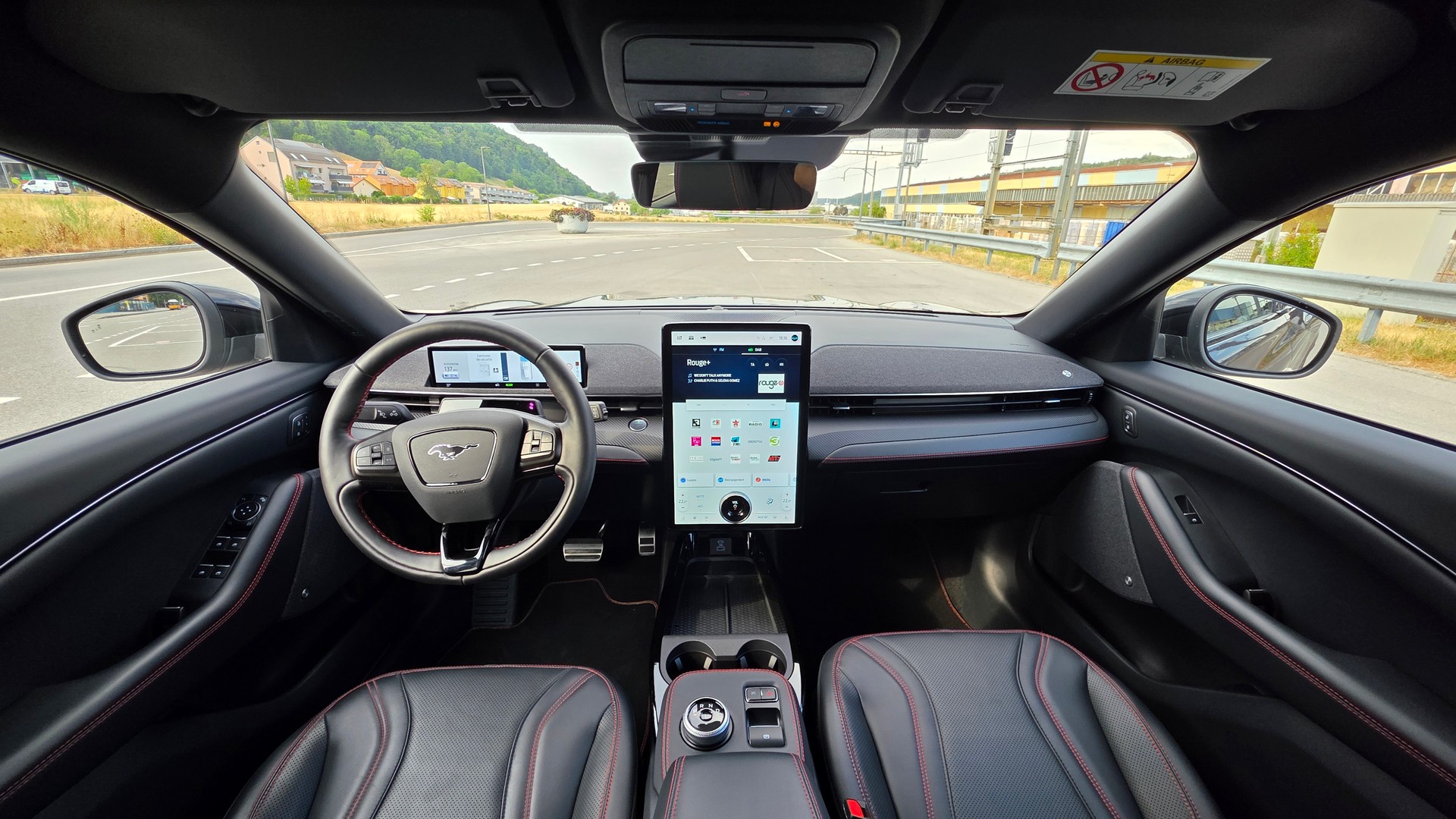 FORD Mustang MACH-E AWD 72.6 kWh. Certificat batterie SOH-image-8