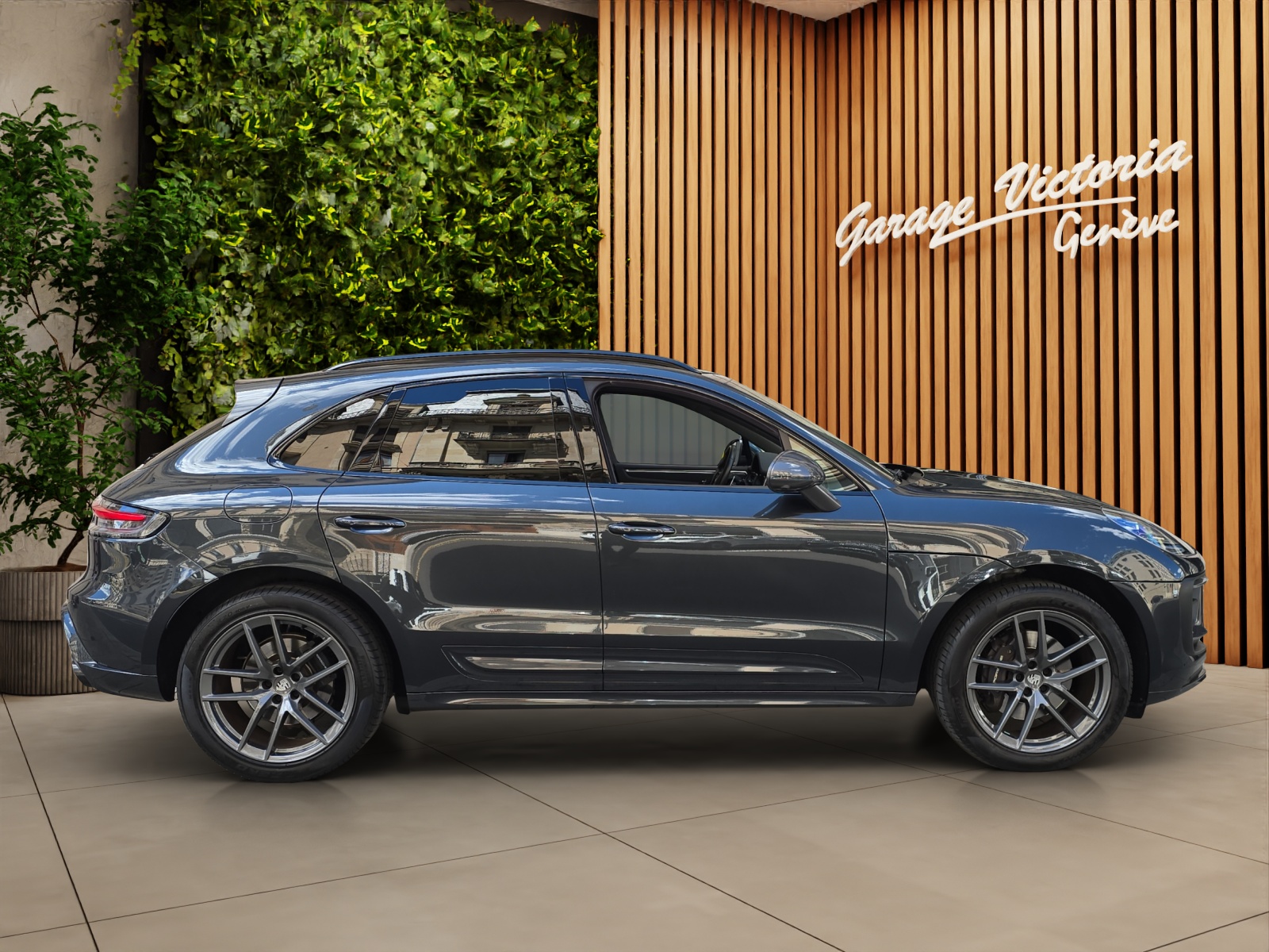 PORSCHE Macan T PDK-image-6