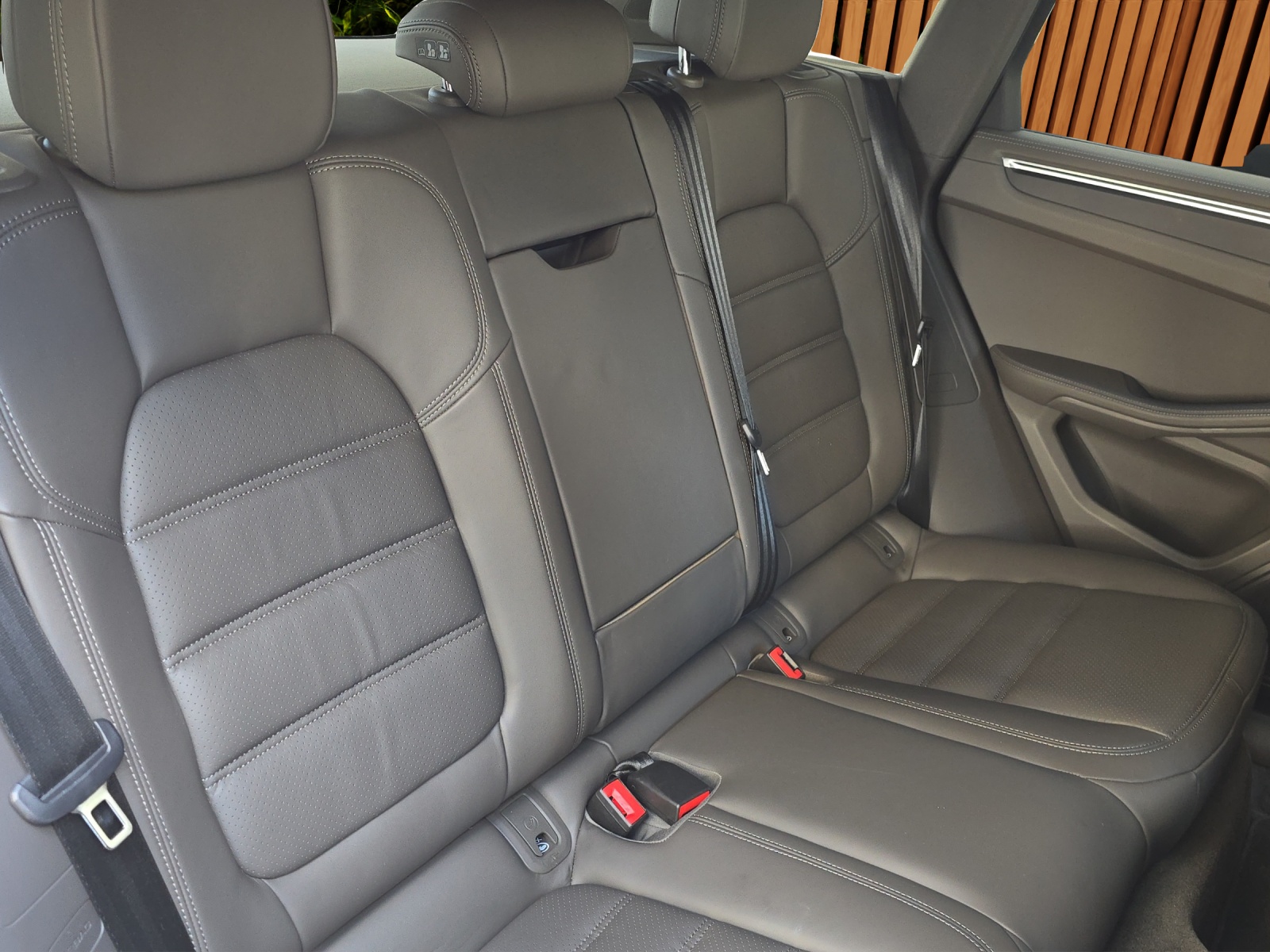 PORSCHE Macan T PDK-image-16