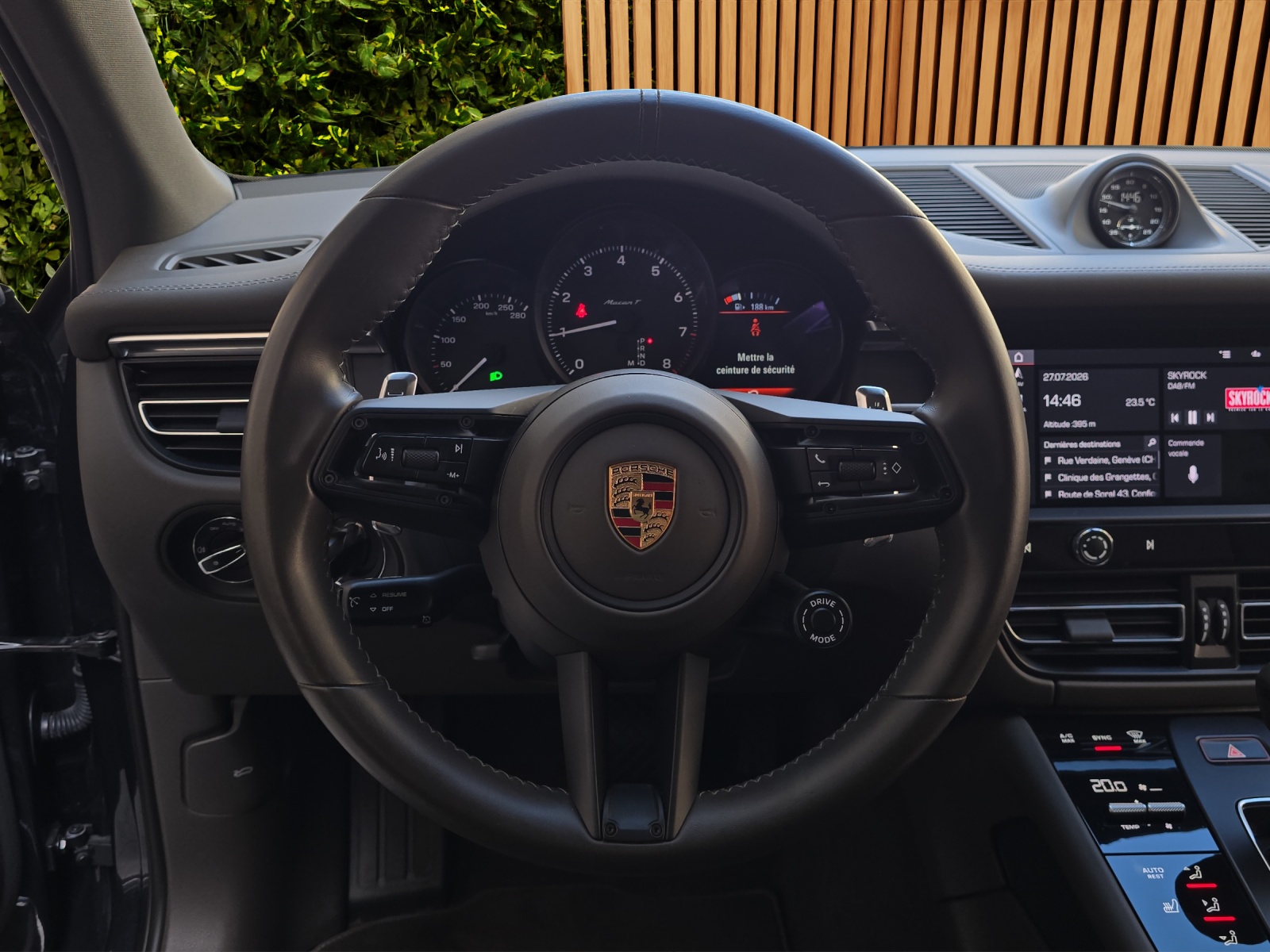 PORSCHE Macan T PDK-image-9