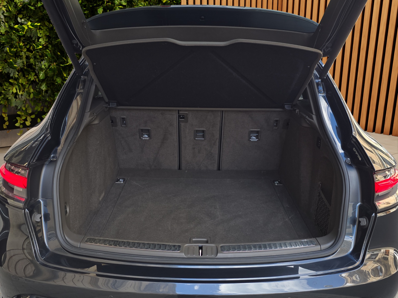 PORSCHE Macan T PDK-image-17