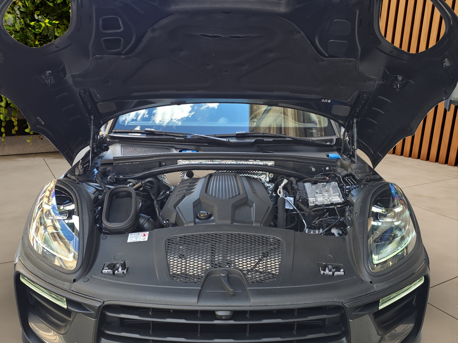 PORSCHE Macan T PDK-image-18