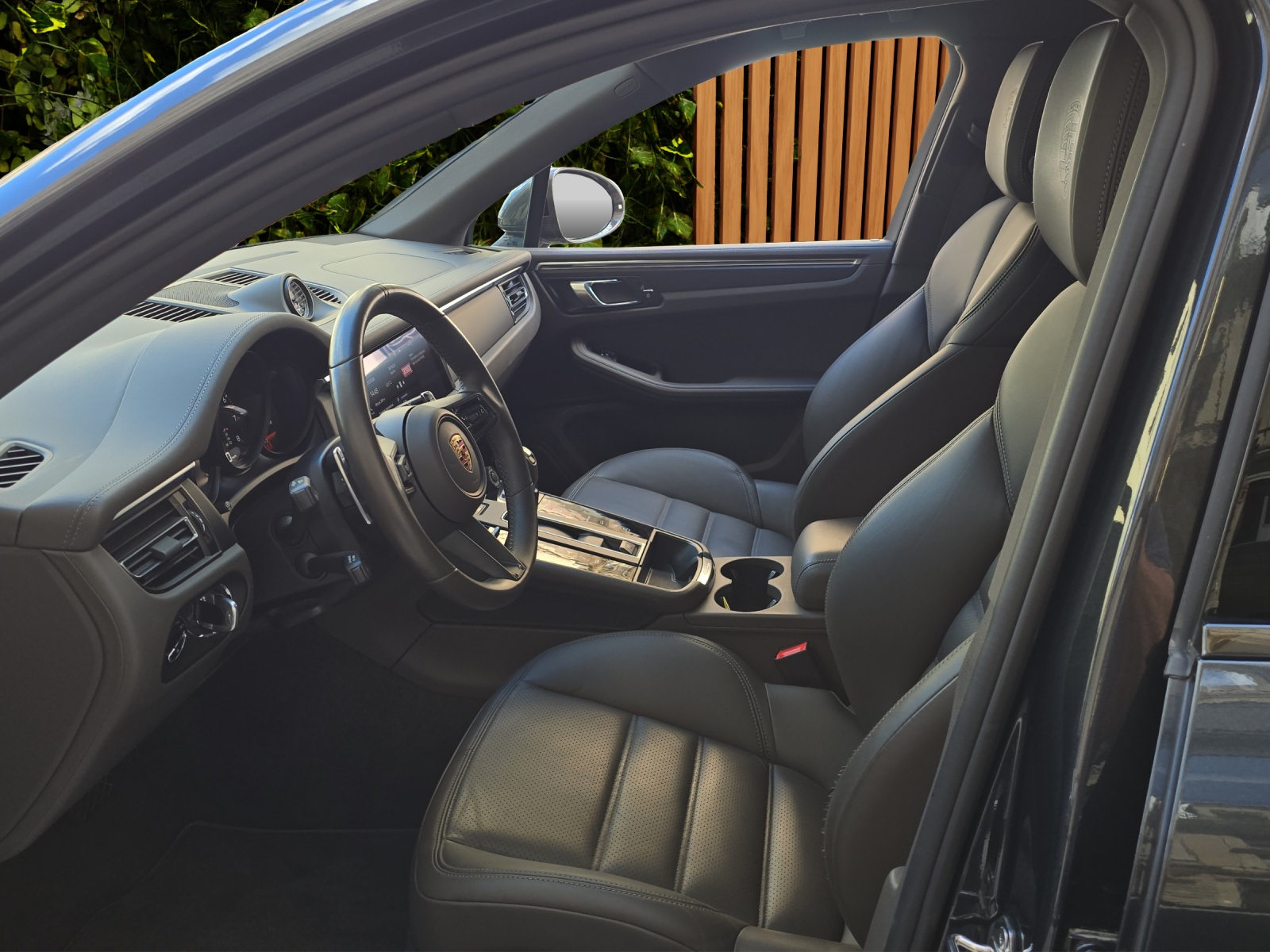 PORSCHE Macan T PDK-image-8