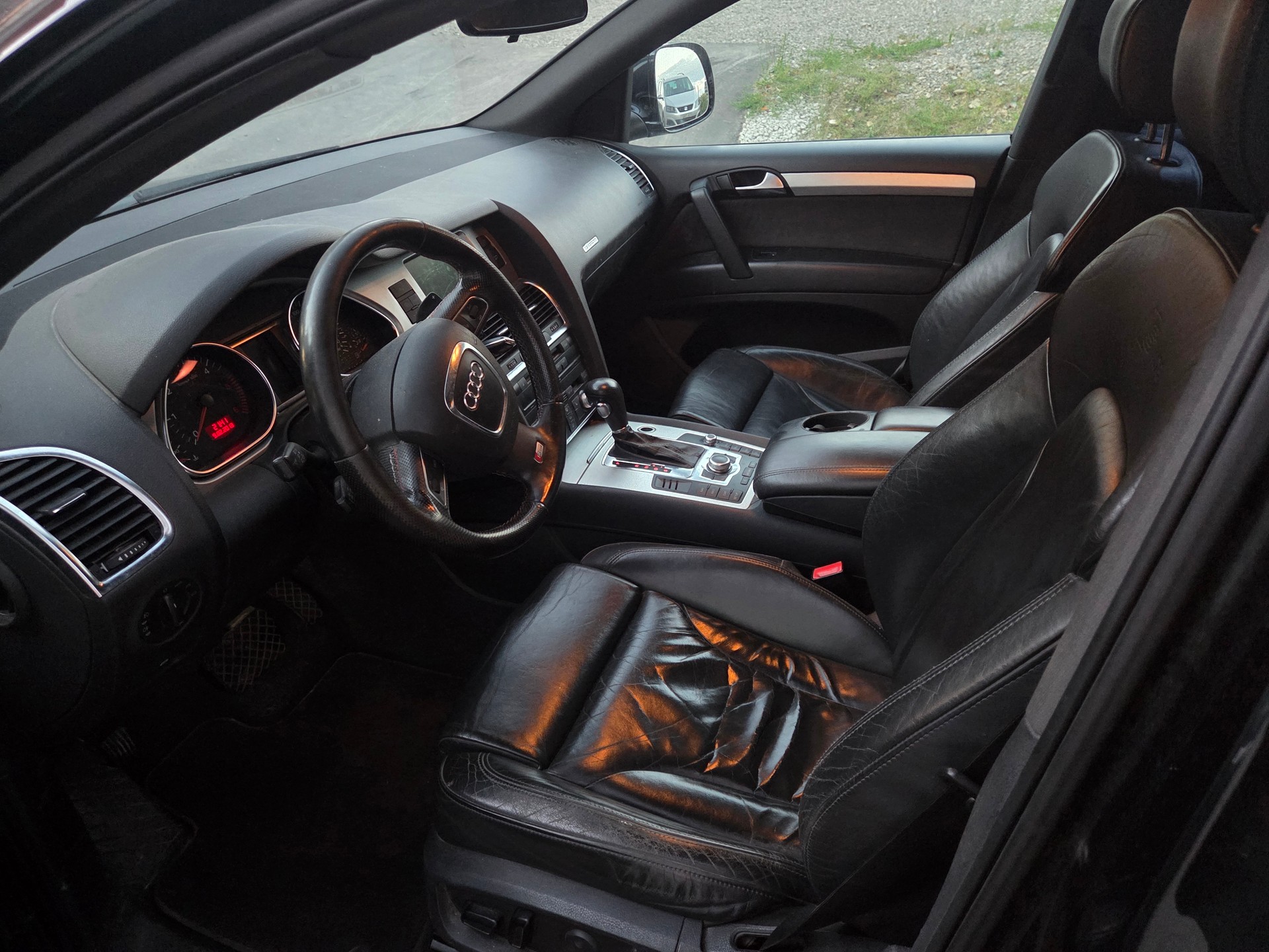 AUDI Q7 3.0 TDI quattro tiptronic-image-3