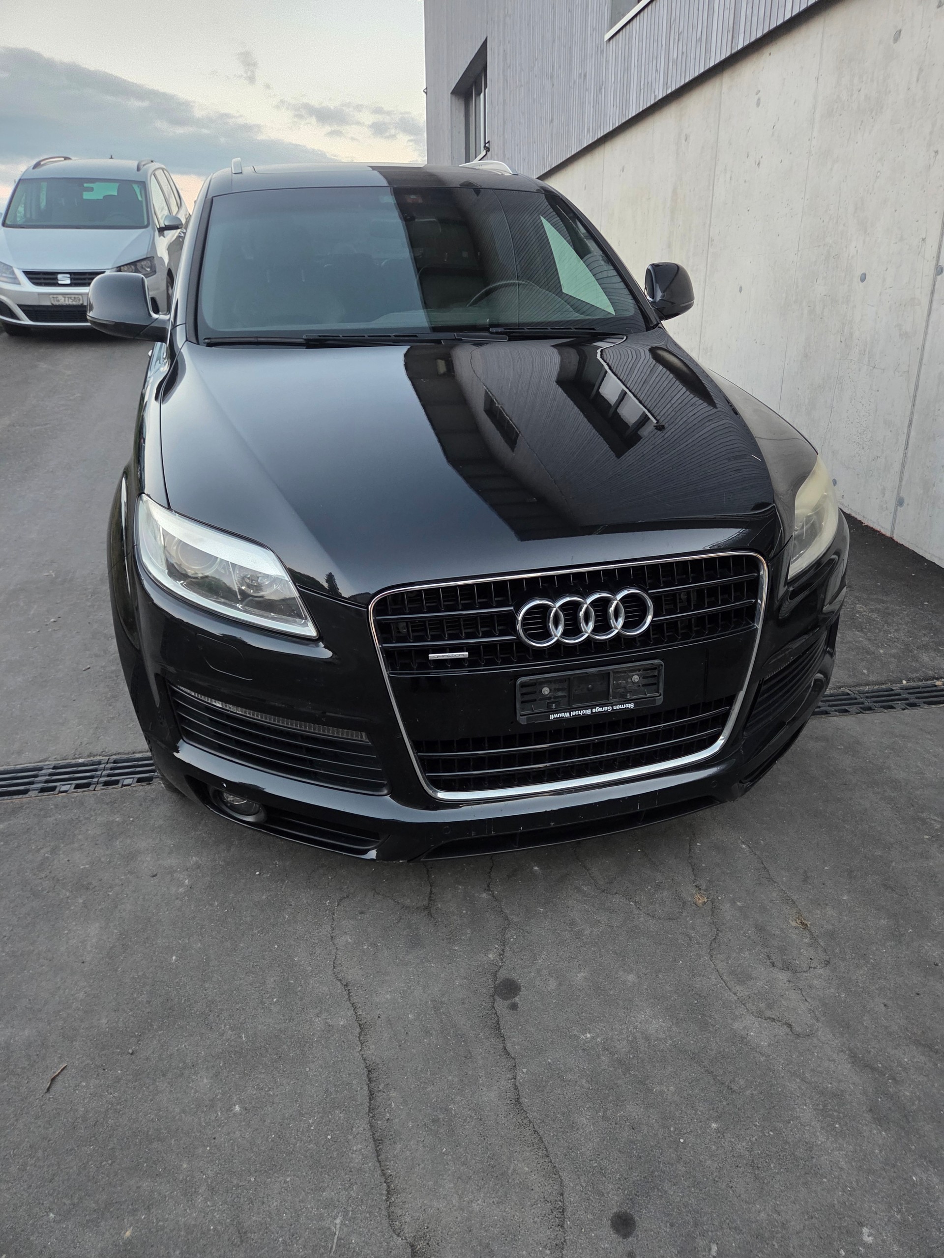 AUDI Q7 3.0 TDI quattro tiptronic-image-0