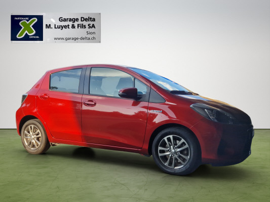 TOYOTA Yaris 1.5 Hybrid Luna-image-0