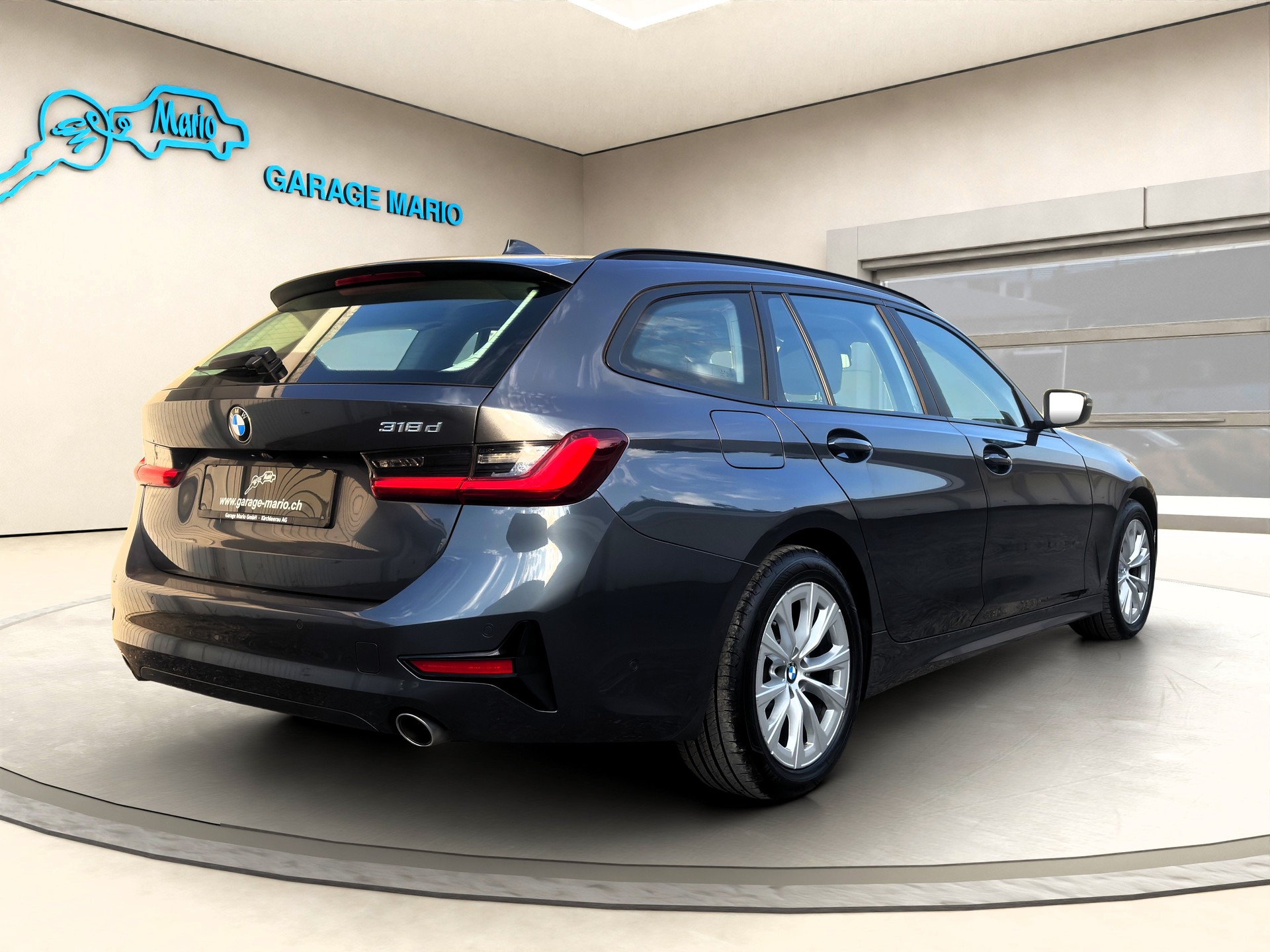 BMW 318d 48V Touring Steptronic ✅CH-Fahrzeug & 8-fach bereift✅-image-4