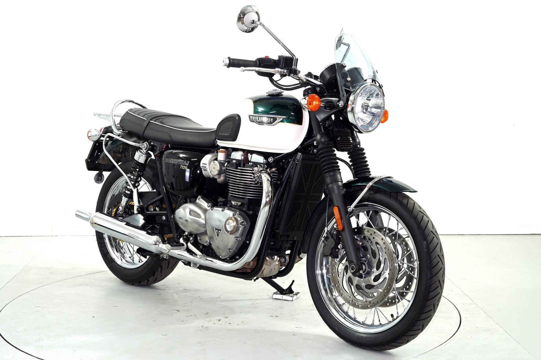 TRIUMPH Bonneville T120 ABS-showroom-element-1