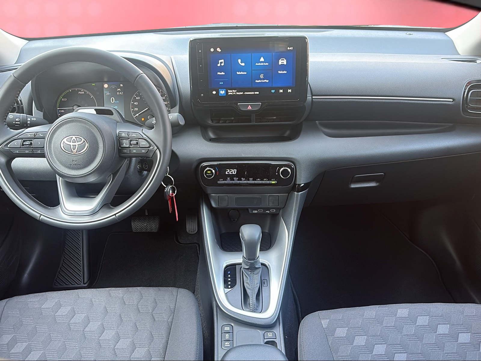TOYOTA Yaris 1.5 VVT-i HSD Comfort-image-11