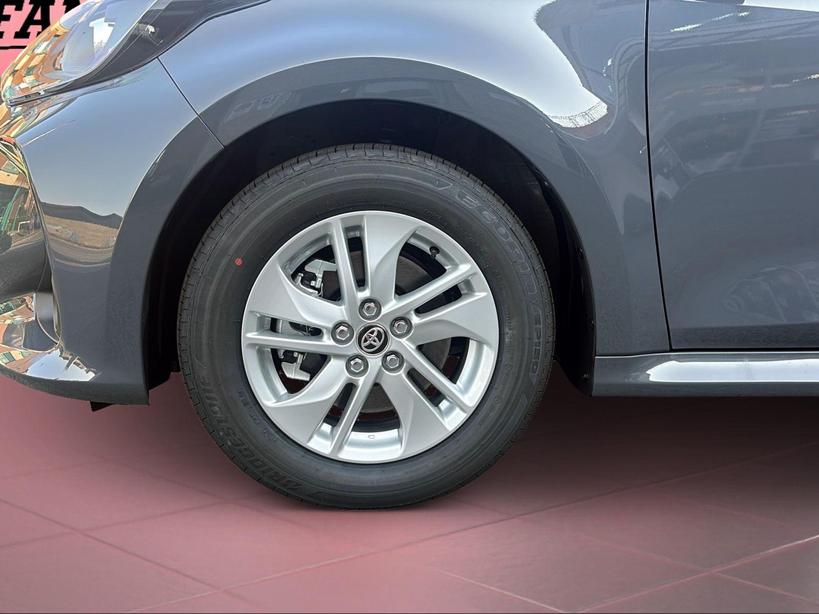 TOYOTA Yaris 1.5 VVT-i HSD Comfort-image-2