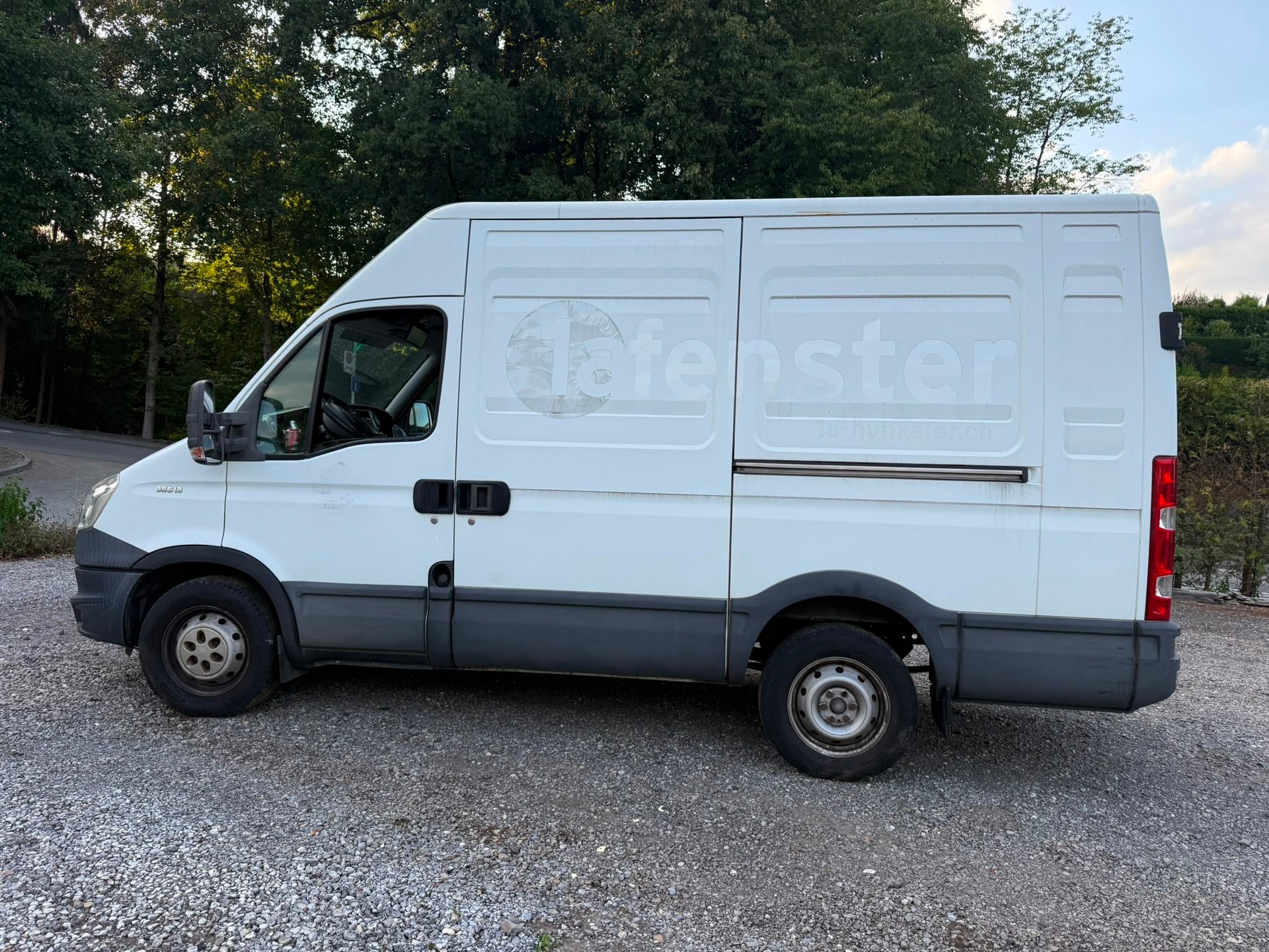 IVECO 35 S 13 V A-image-2