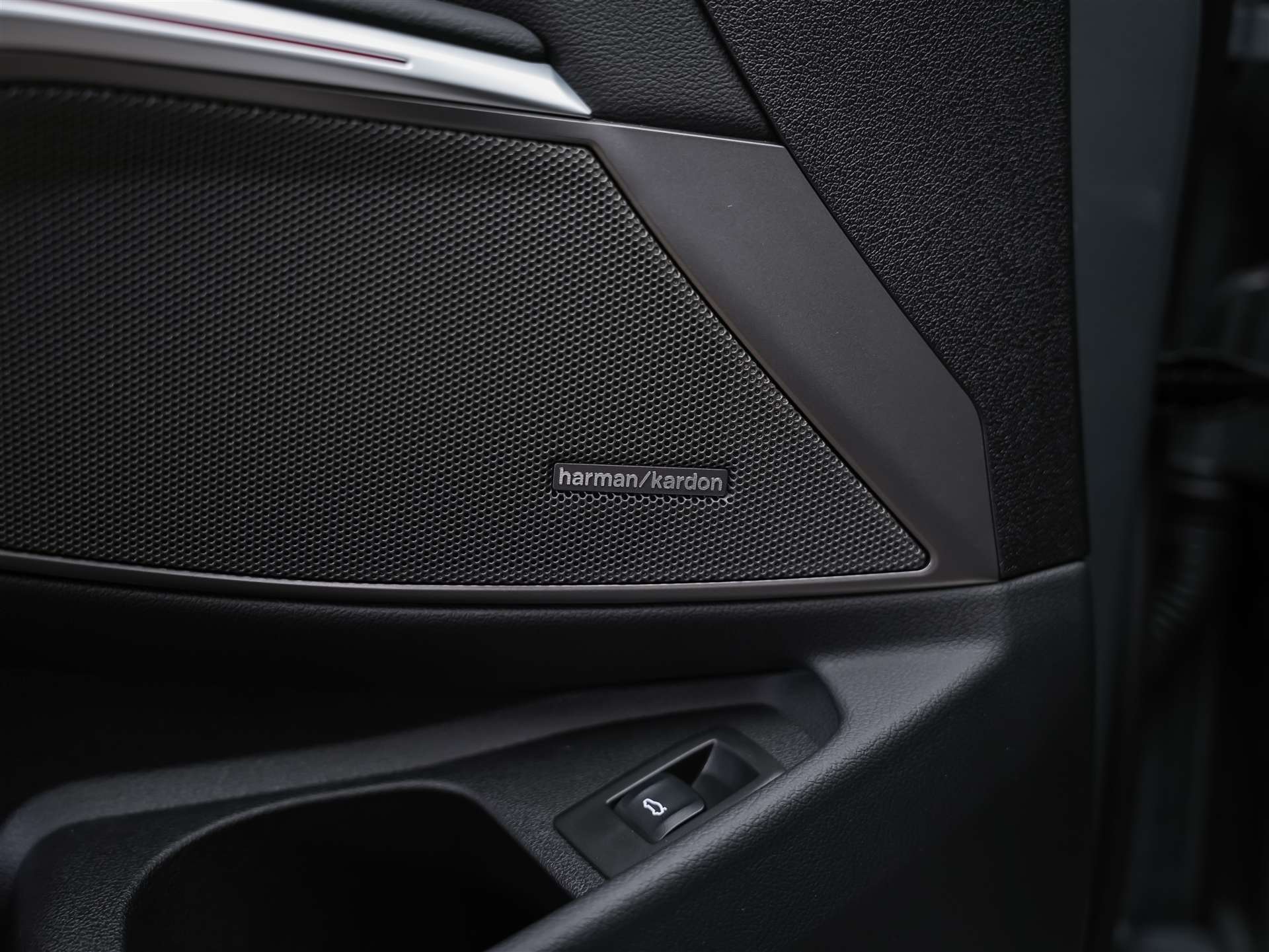 BMW M340i xDrive 48V Steptronic M Sport Pro *Head-Up*Harman/Kardon*360°*-image-24