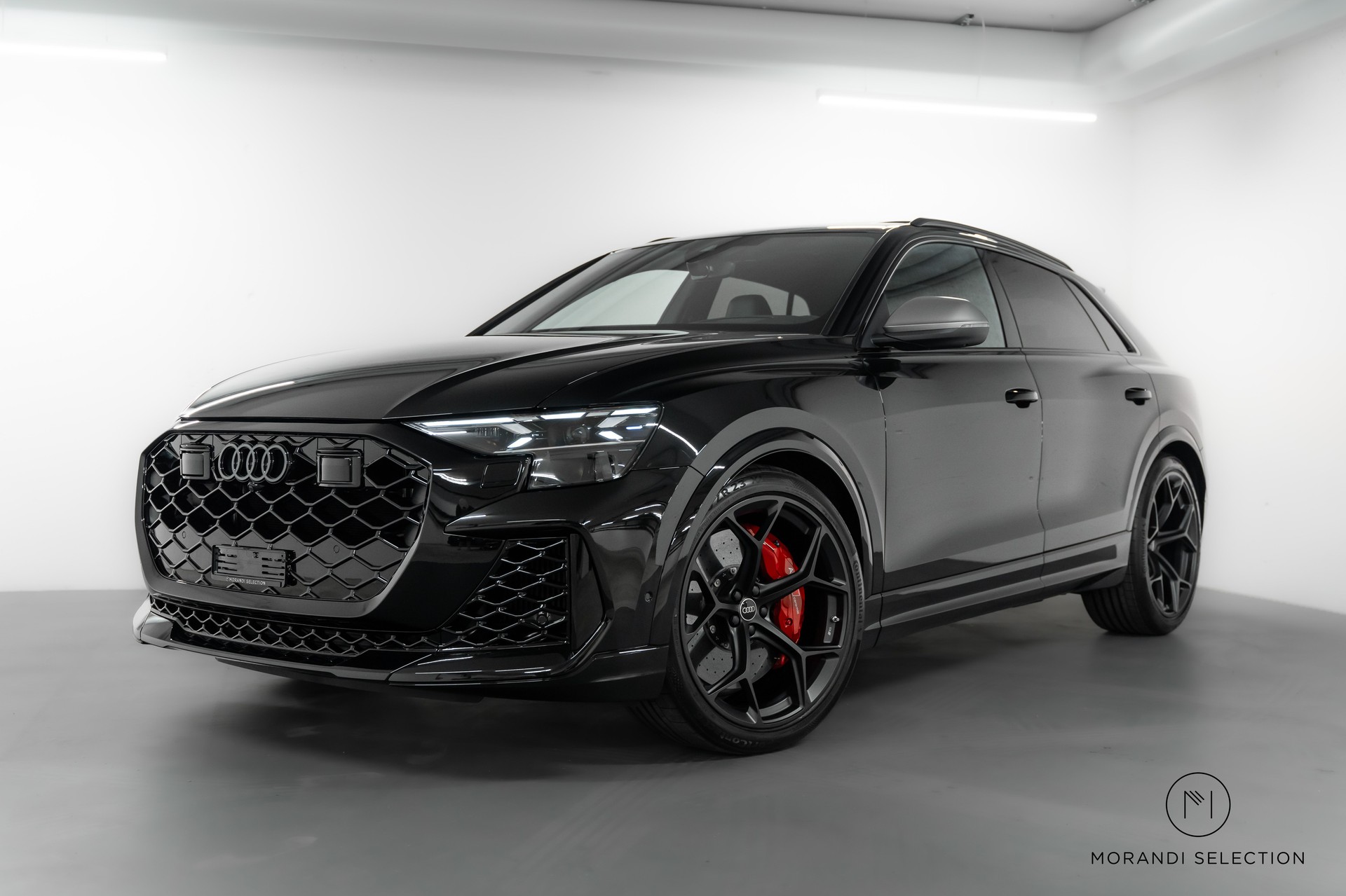 AUDI RS Q8 SUV 4.0 V8 TFSI performance quattro T-Tronic-showroom-element-1