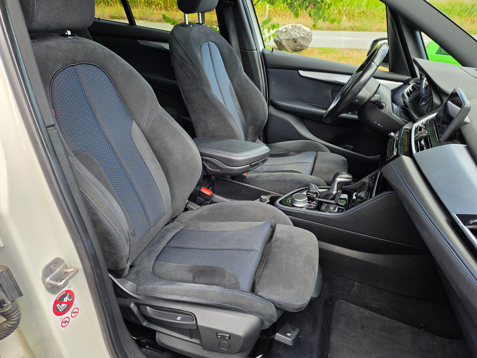 BMW 220d xDrive Gran Tourer M Sport Steptronic-image-9