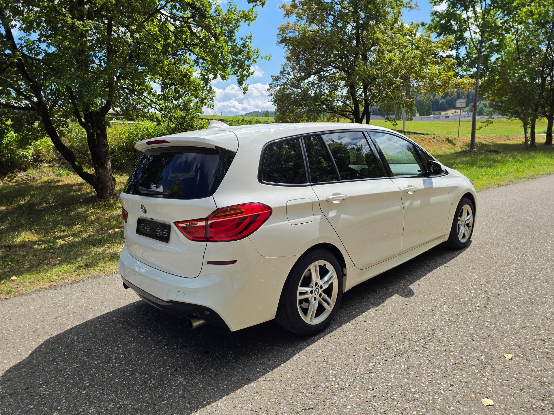 BMW 220d xDrive Gran Tourer M Sport Steptronic-image-3