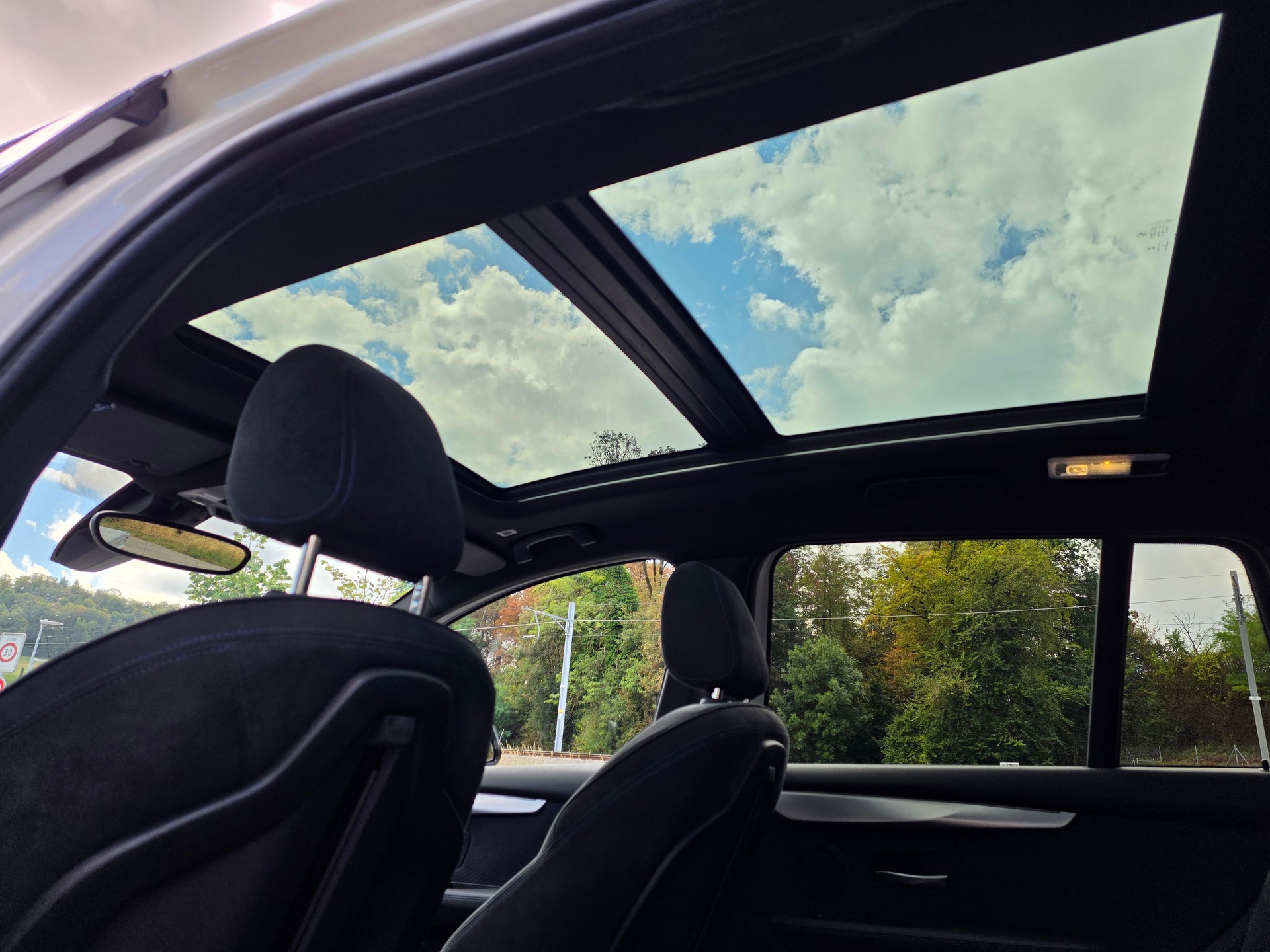 BMW 220d xDrive Gran Tourer M Sport Steptronic-image-8