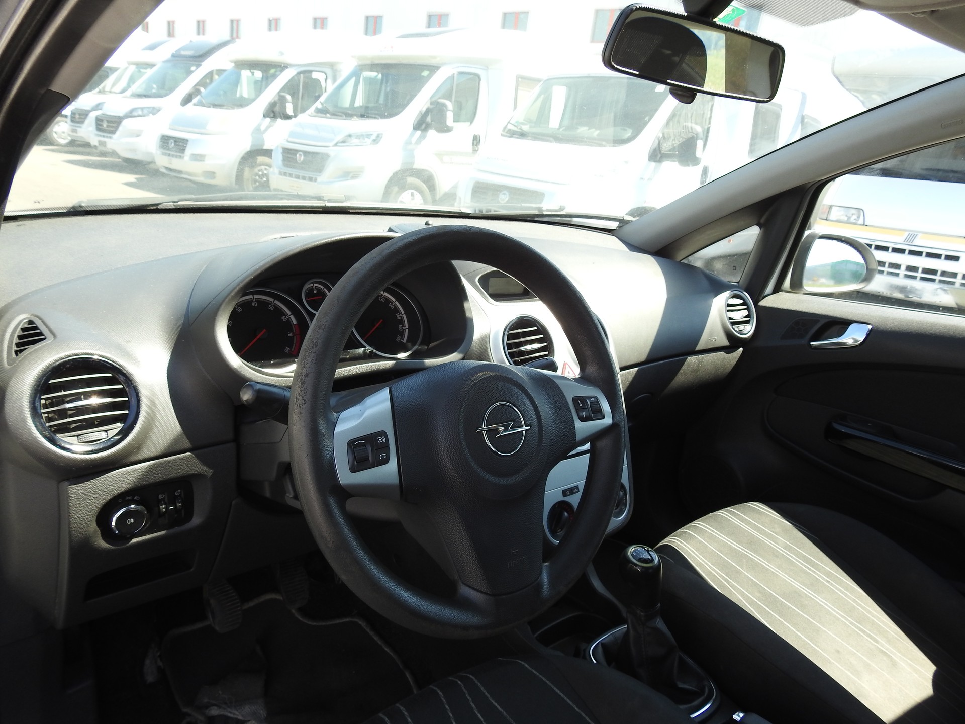 OPEL Corsa 1.2 TP-image-11