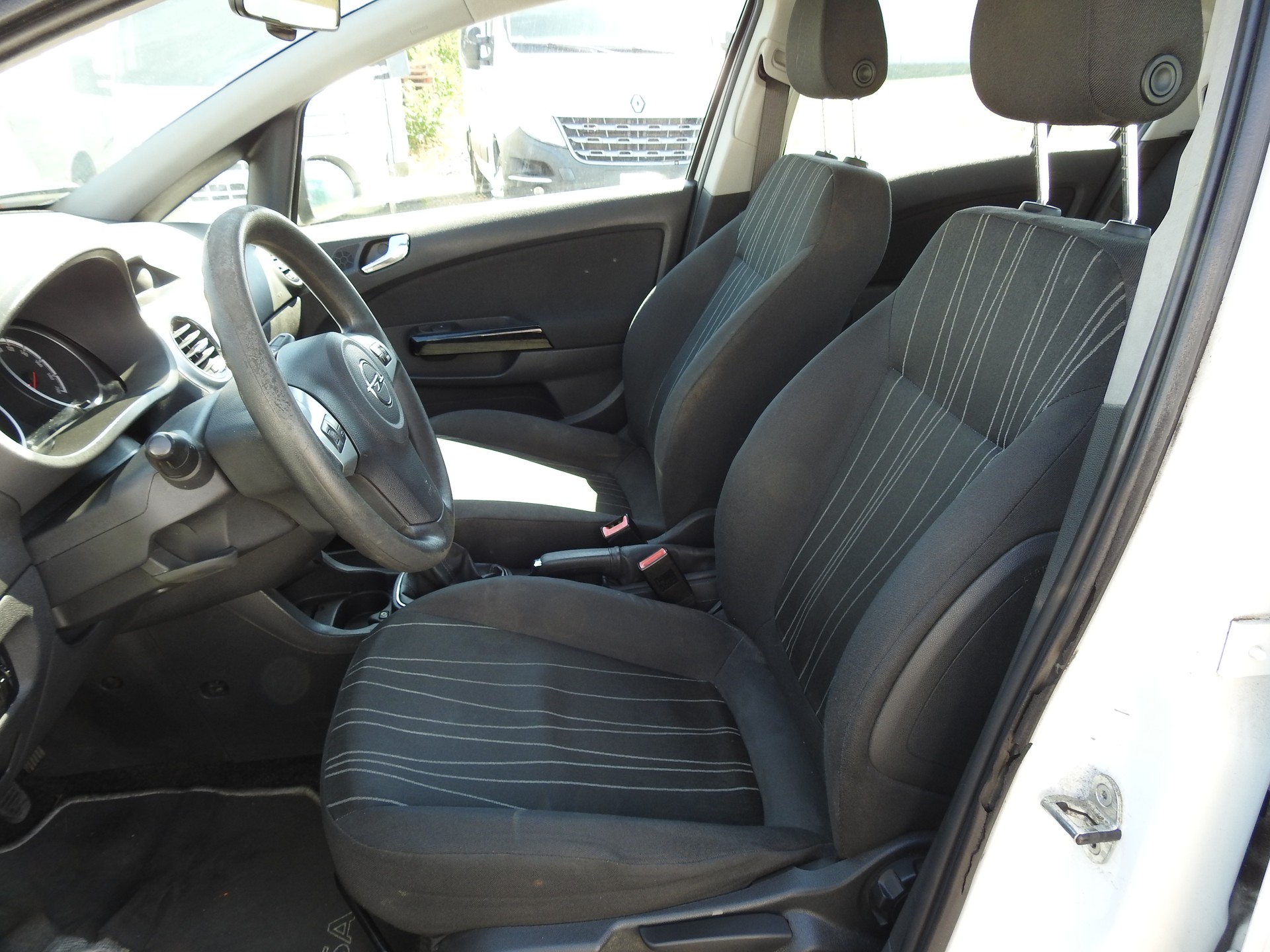 OPEL Corsa 1.2 TP-image-12