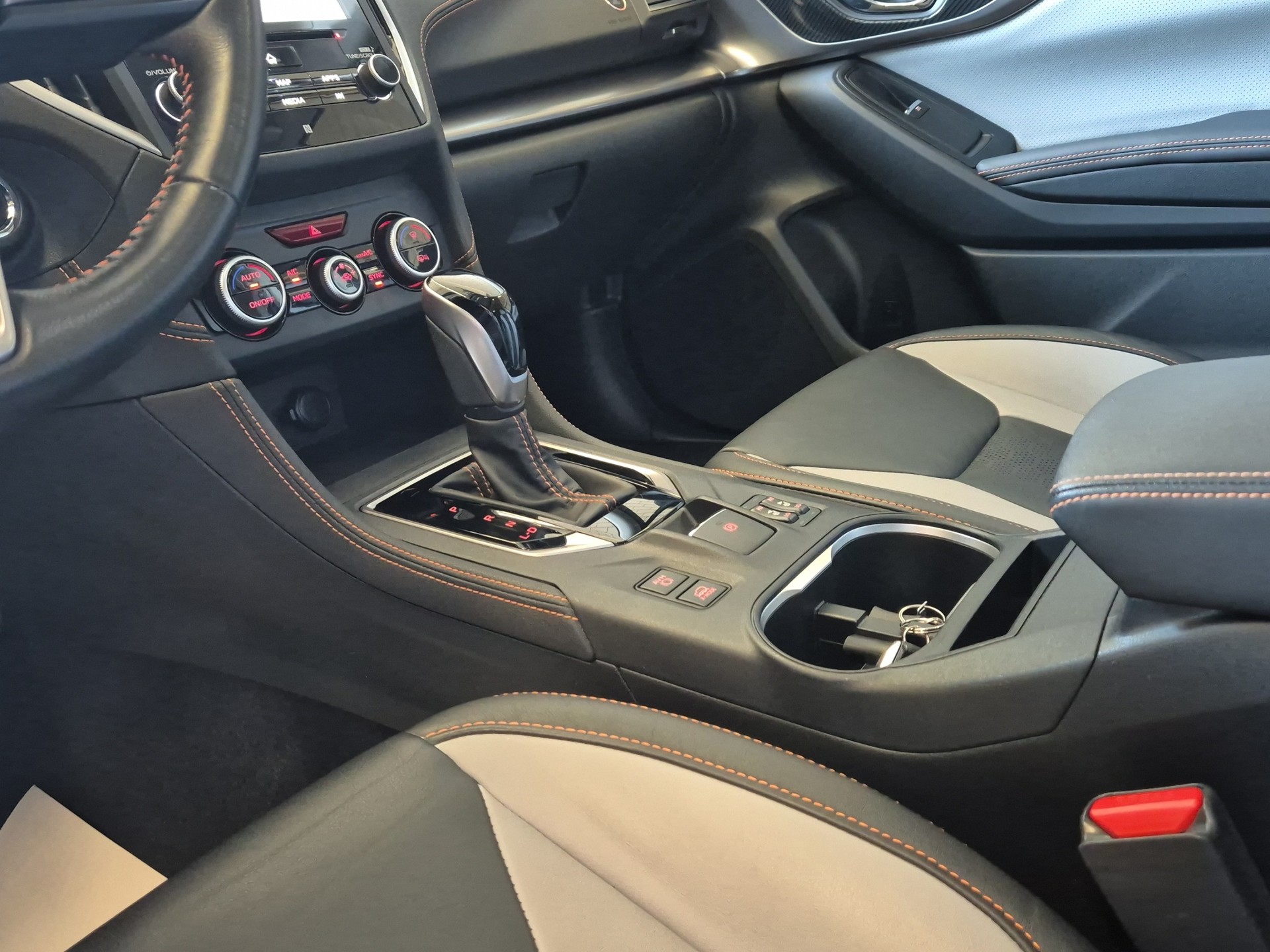 SUBARU XV 1.6 SSpecial AWD CVT-image-21