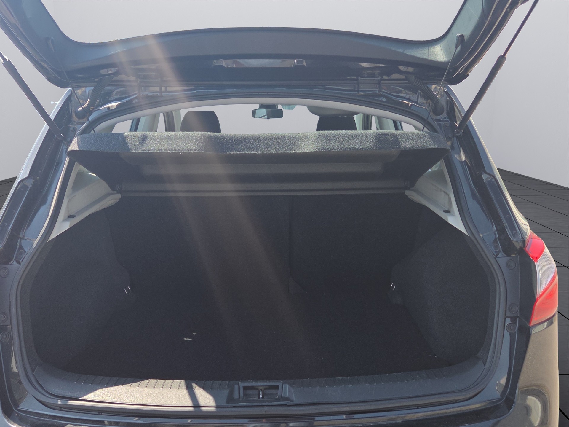 NISSAN Qashqai 1.6 visia-image-17