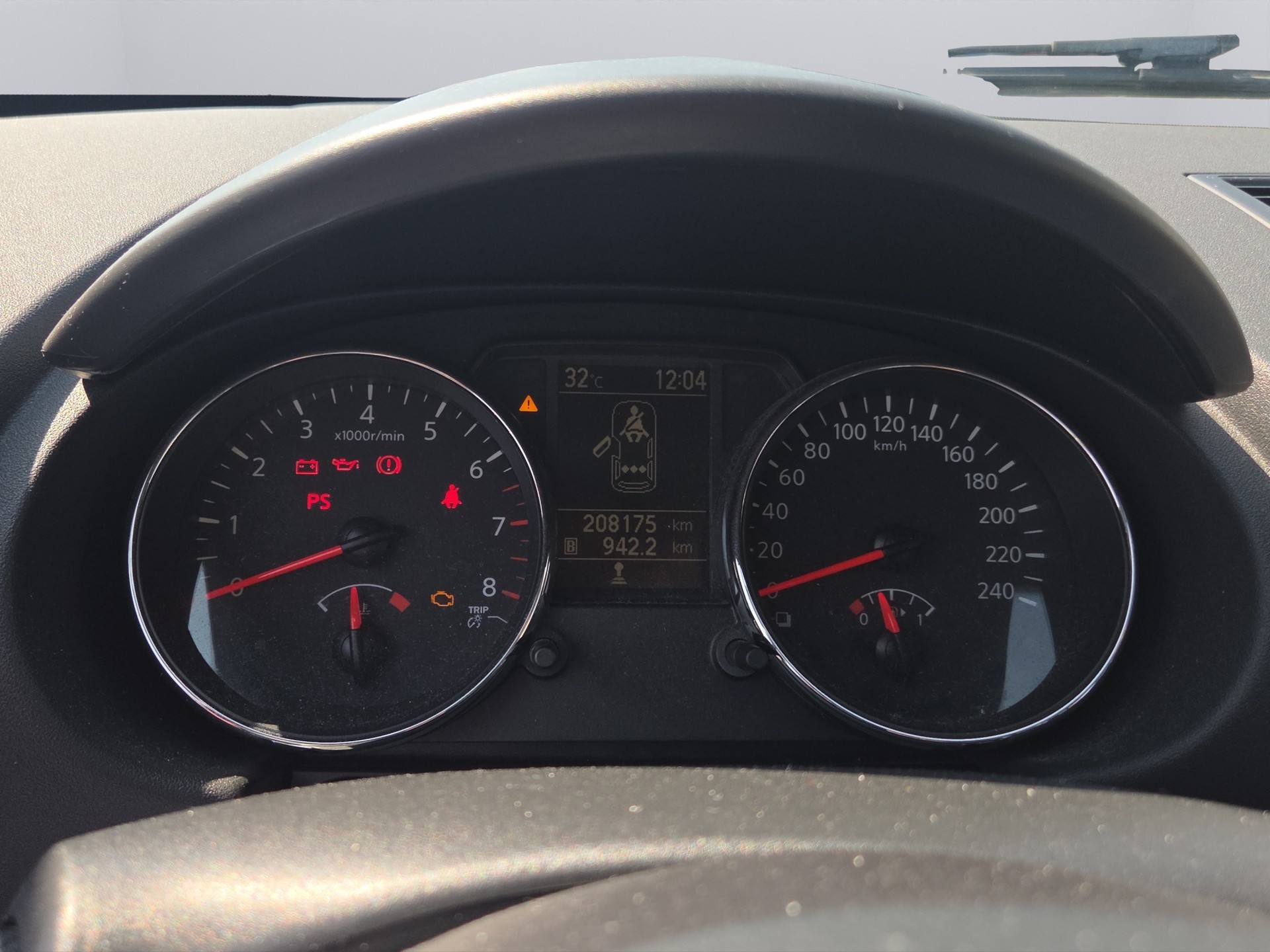 NISSAN Qashqai 1.6 visia-image-10