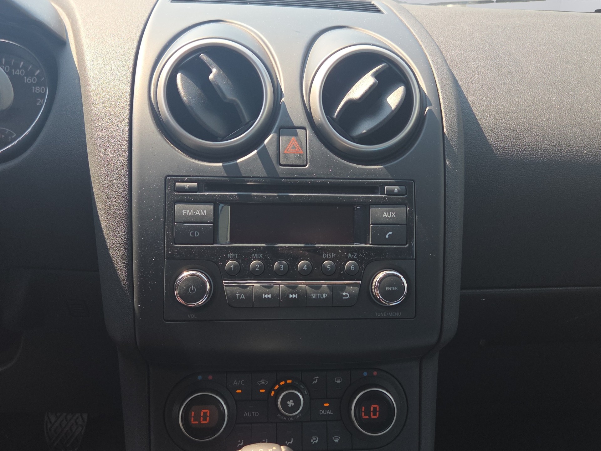 NISSAN Qashqai 1.6 visia-image-15