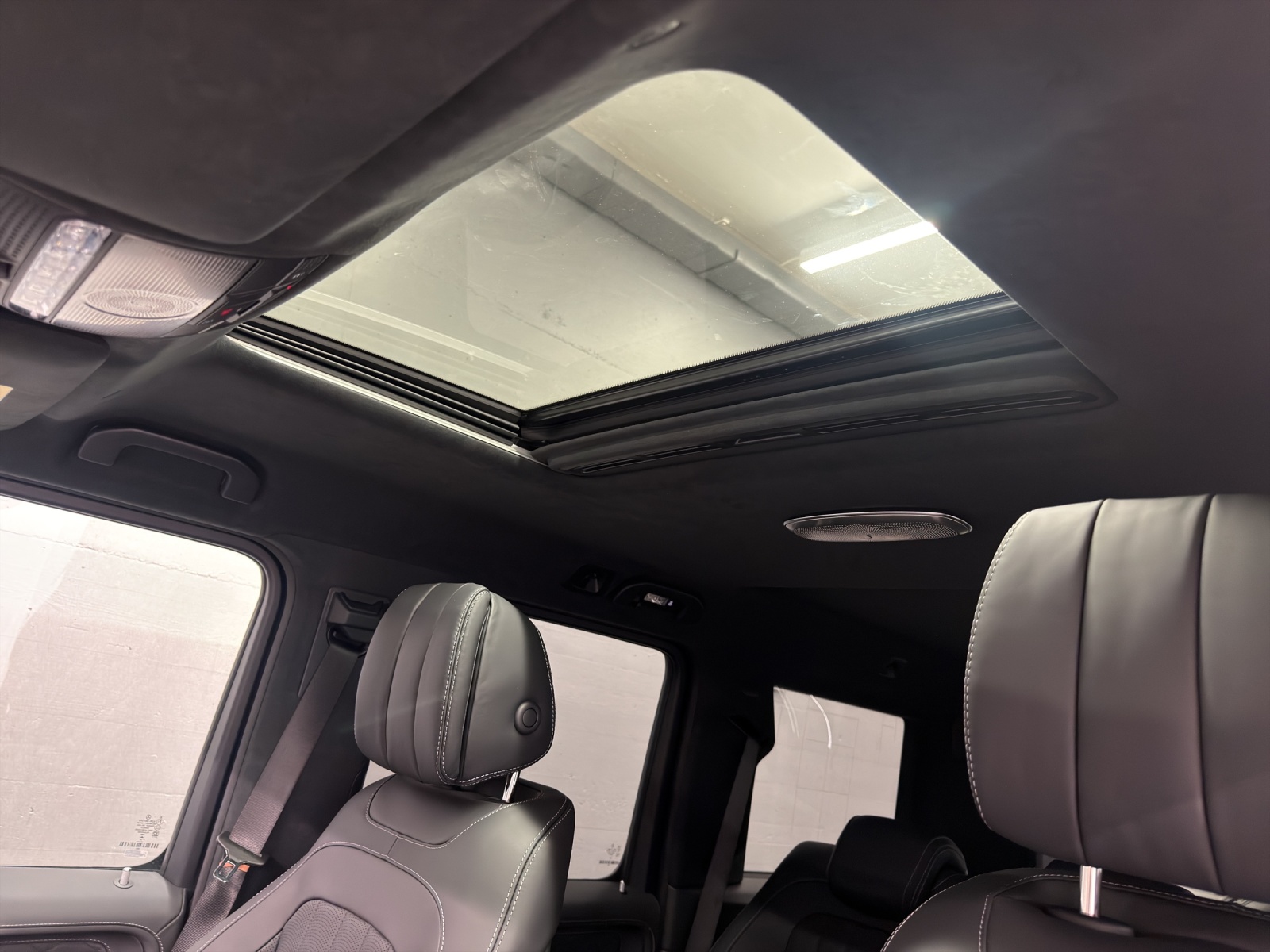 MERCEDES-BENZ G 450d-image-13