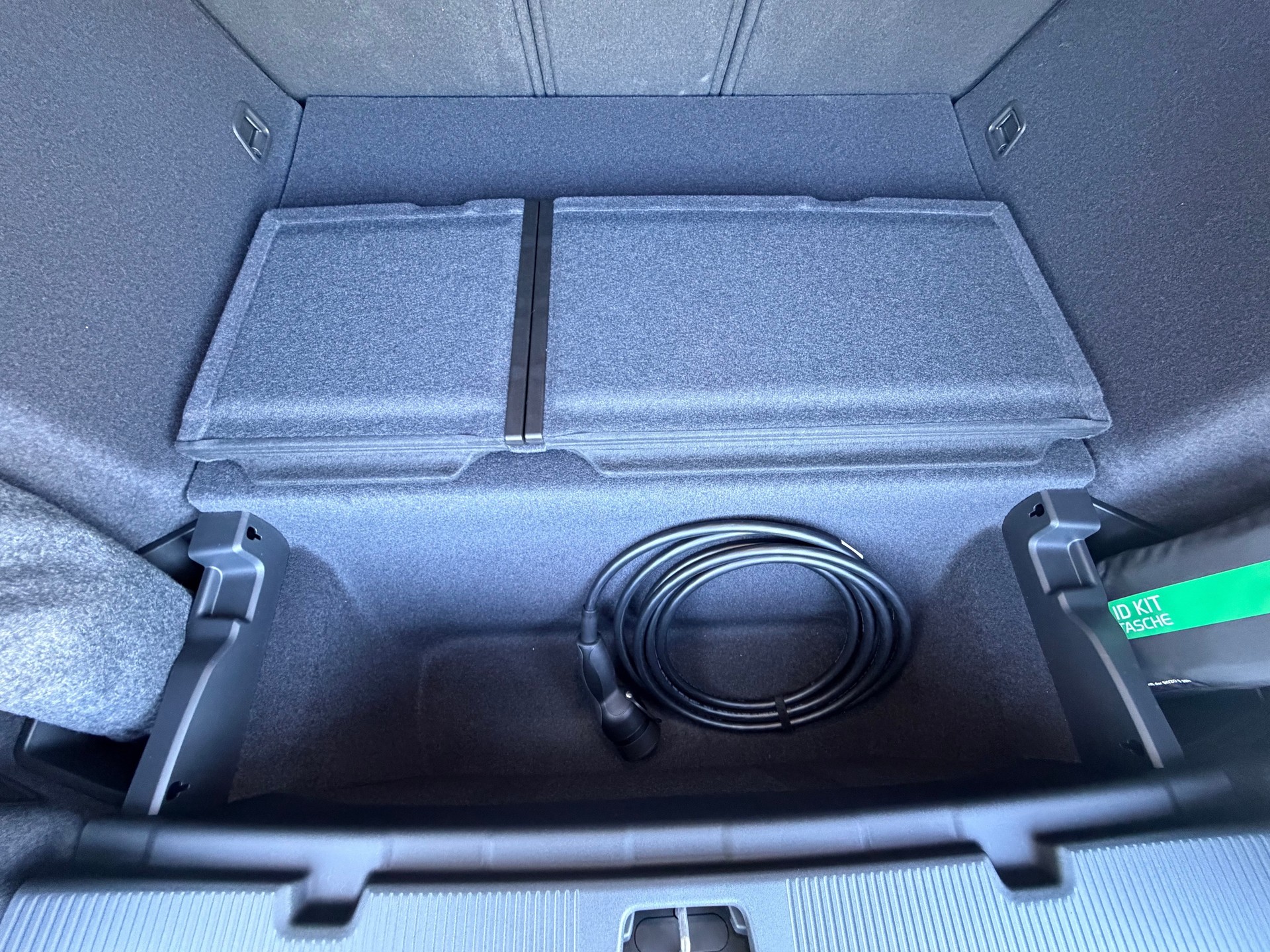 VOLVO EX60 Twin Ultra AWD-image-27
