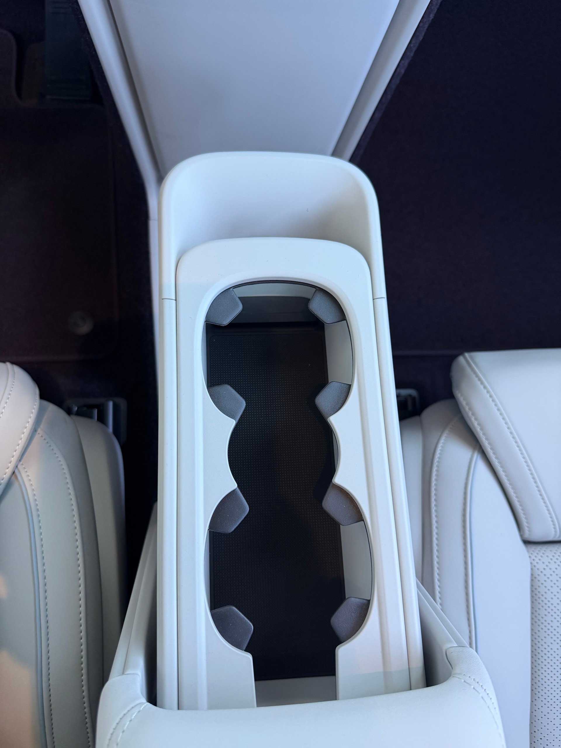 VOLVO EX60 Twin Ultra AWD-image-16