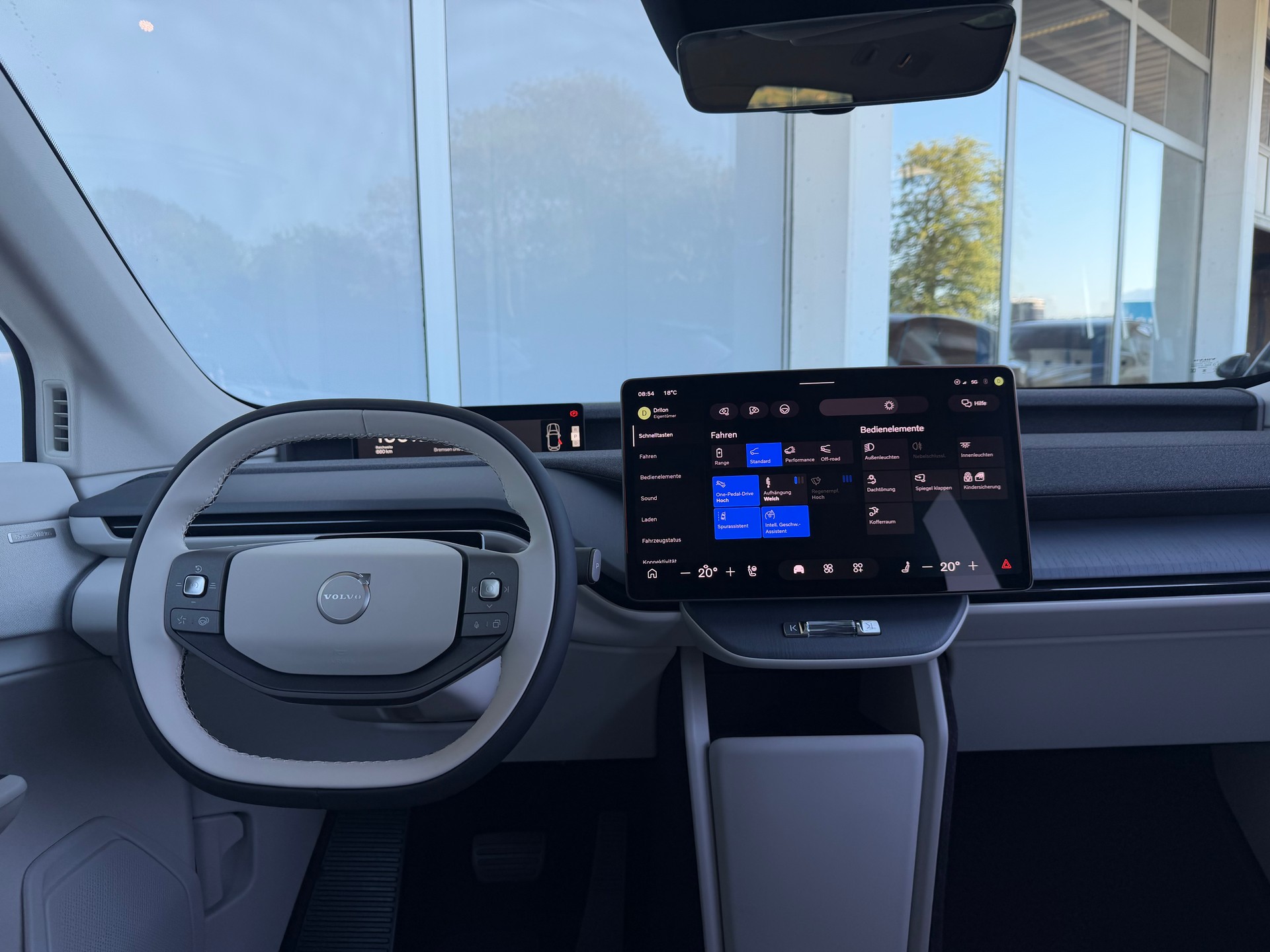 VOLVO EX60 Twin Ultra AWD-image-8