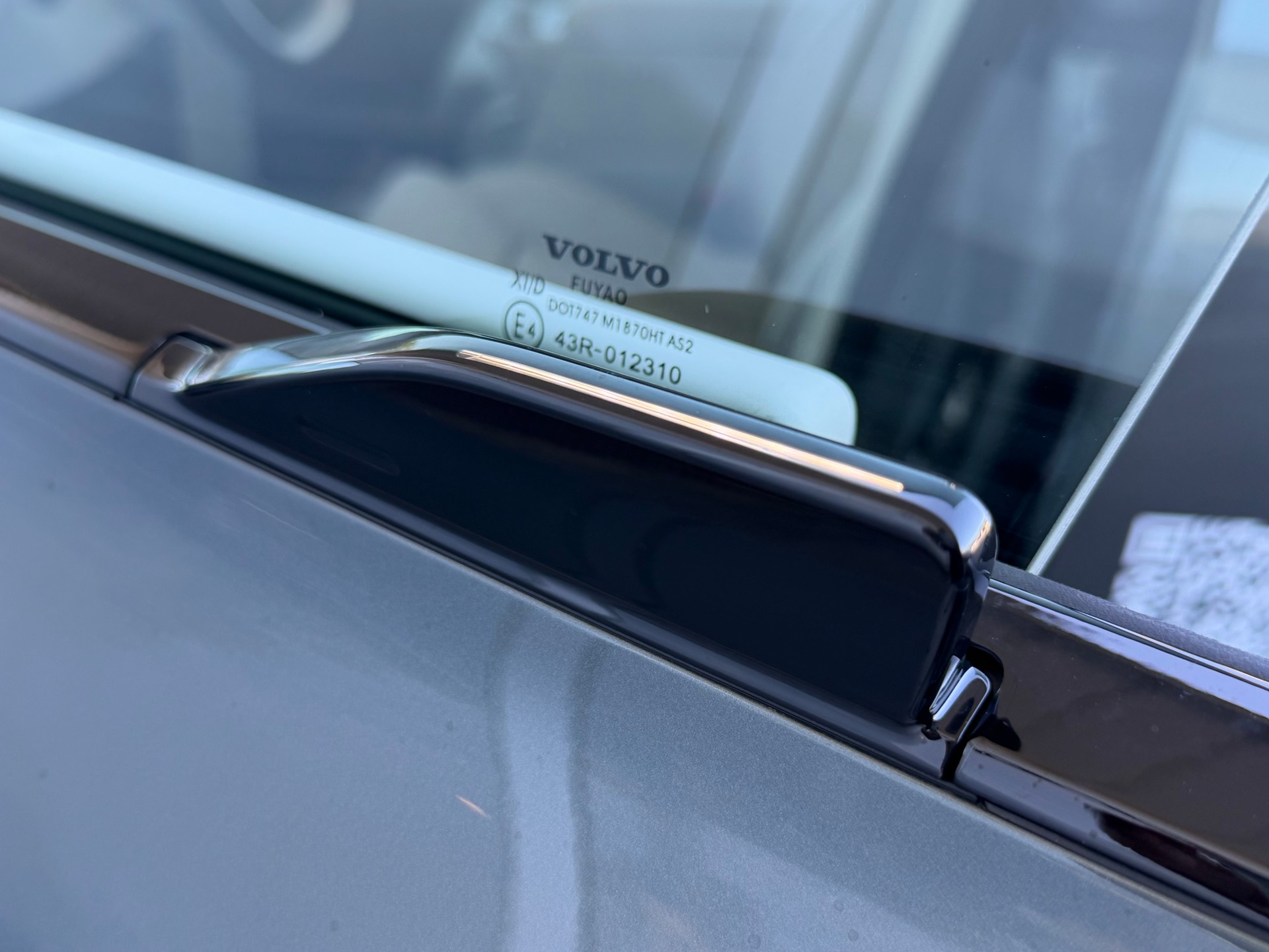 VOLVO EX60 Twin Ultra AWD-image-12