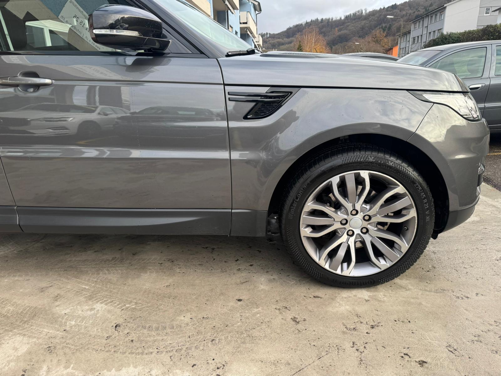 LAND ROVER Range Rover Sport 3.0 TDV6 HSE Automatic-image-6