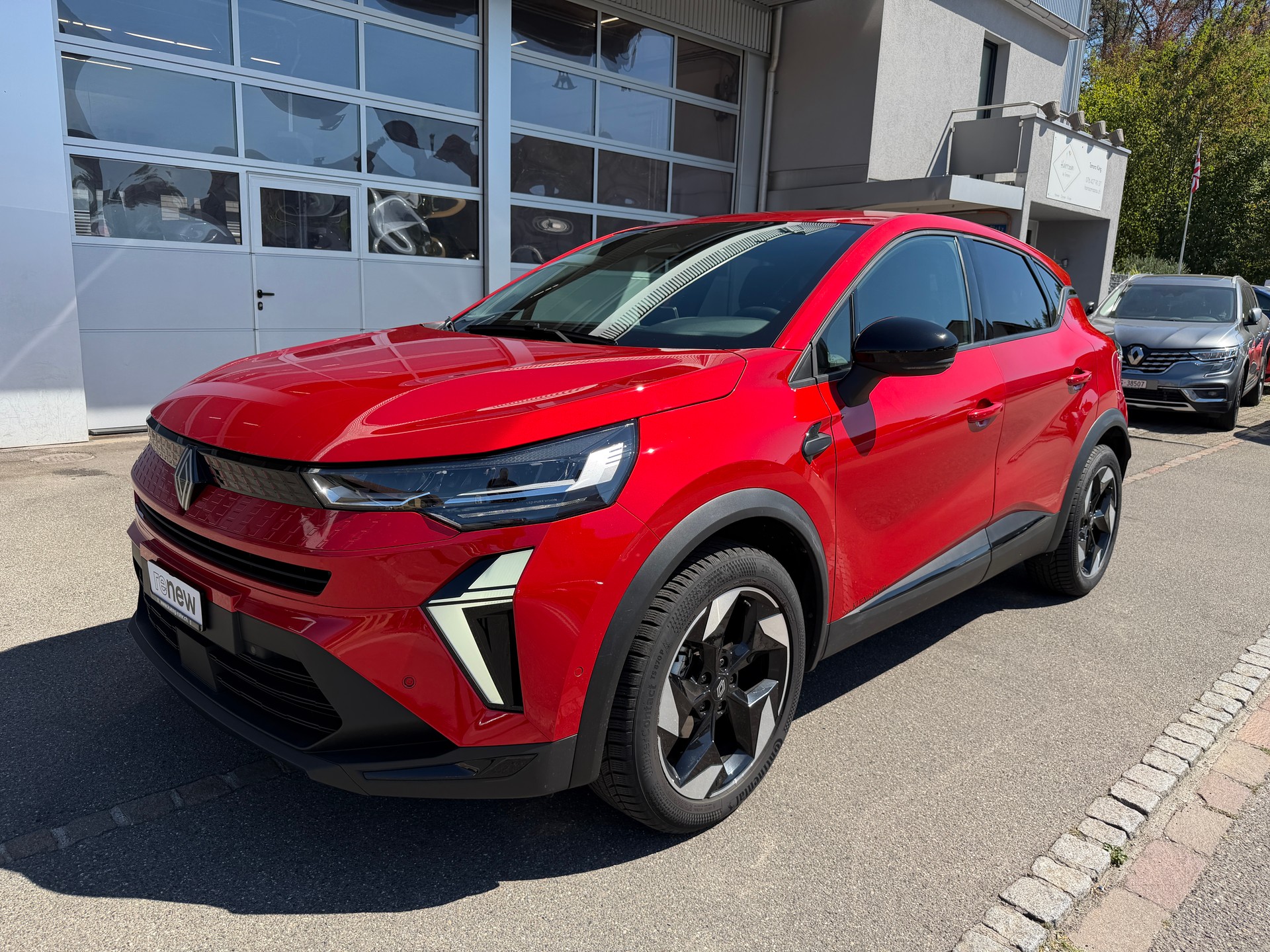 RENAULT Captur 1.3 TCe 140 techno-image-0