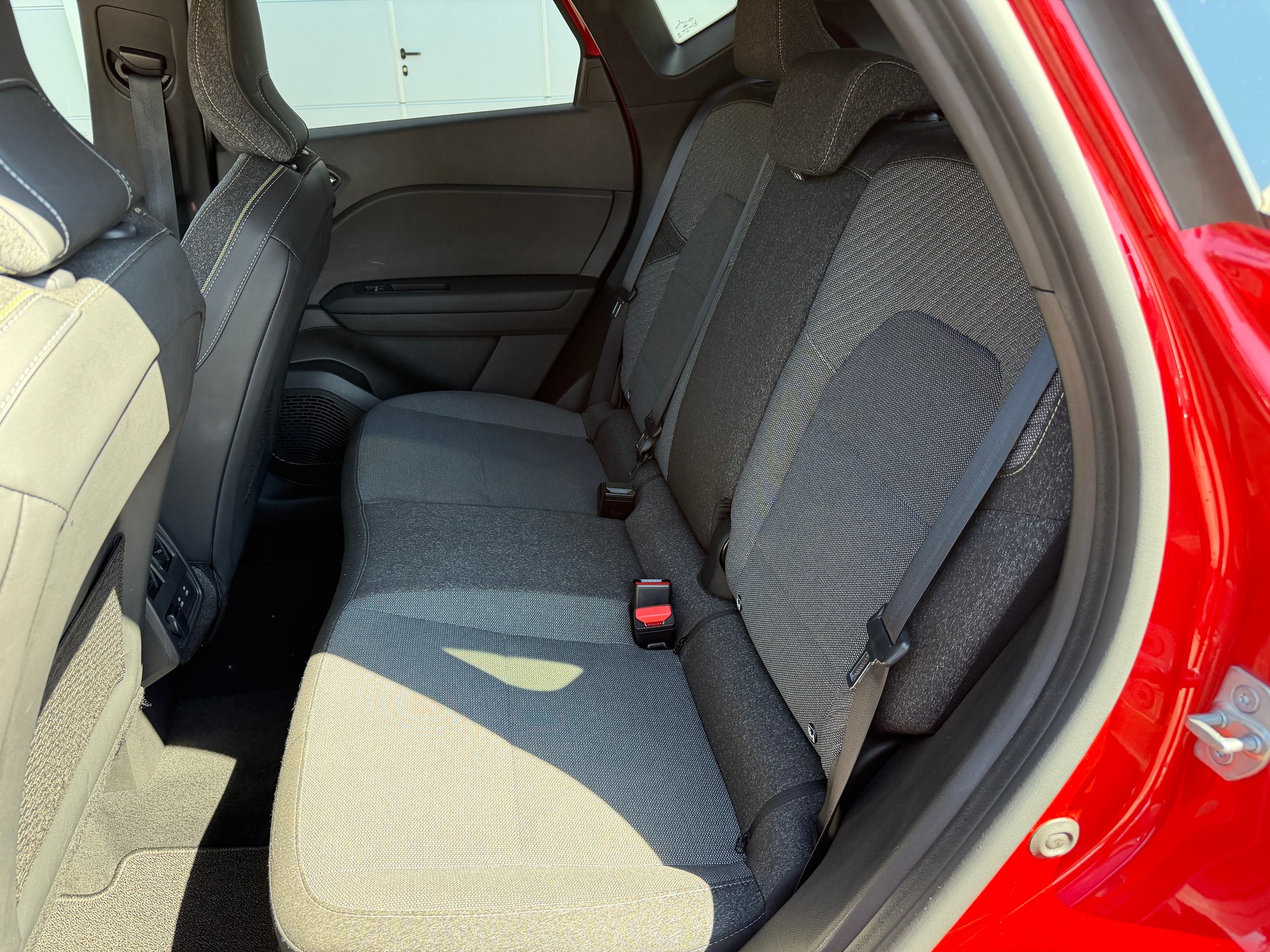 RENAULT Captur 1.3 TCe 140 techno-image-6